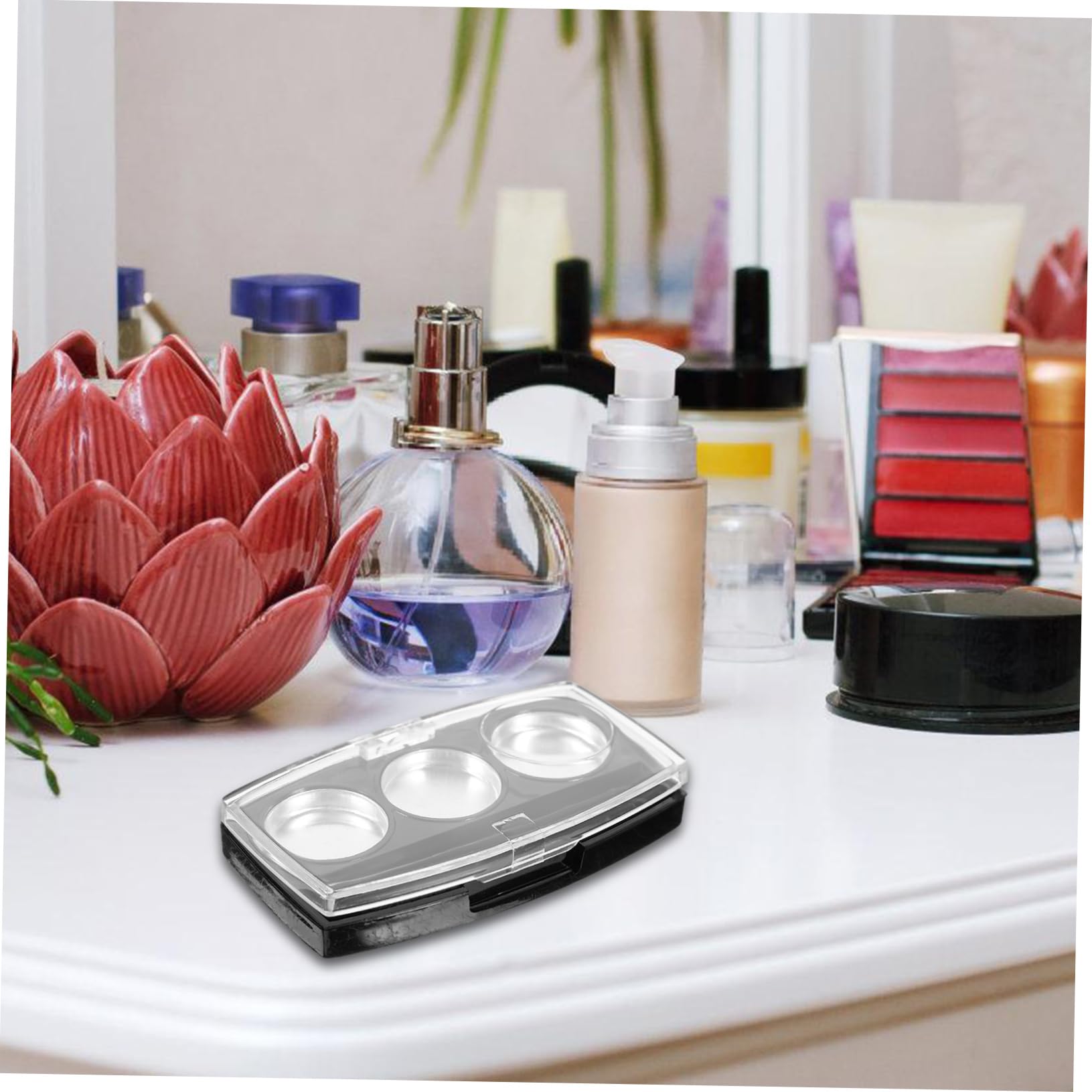 Ipetboom 50stücke Leere Lidschattenpaletten Nachfüllbare Kosmetikbehälter Für Lidschatten Blush Und Puder Kompakt Und Leicht Für Unterwegs