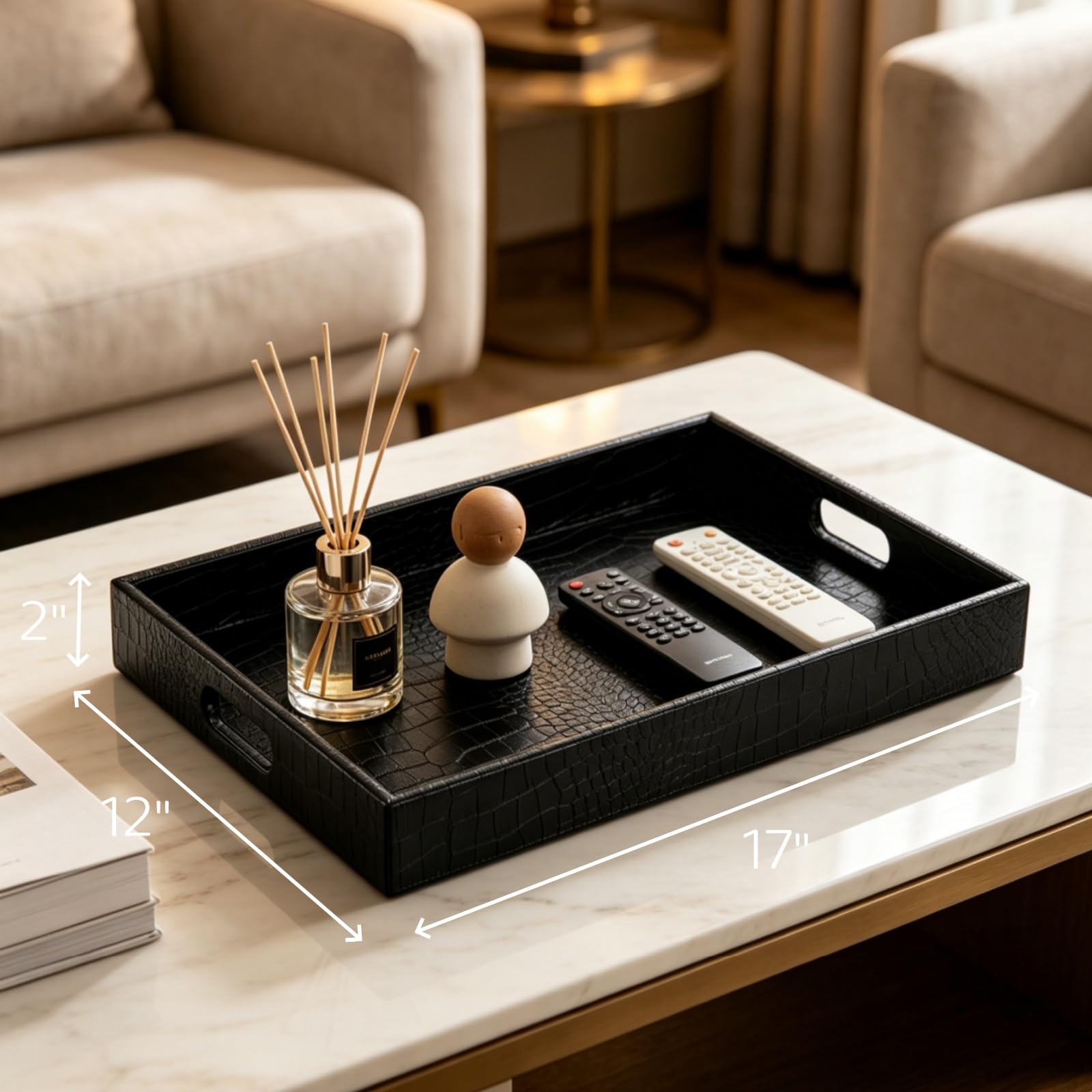 Lyellfe Bandeja de servir negra con asas, piel sintética de cocodrilo | Bandeja otomana rectangular decorativa de 17 x 12 pulgadas para mesa de café, sala de estar, cama o tocador