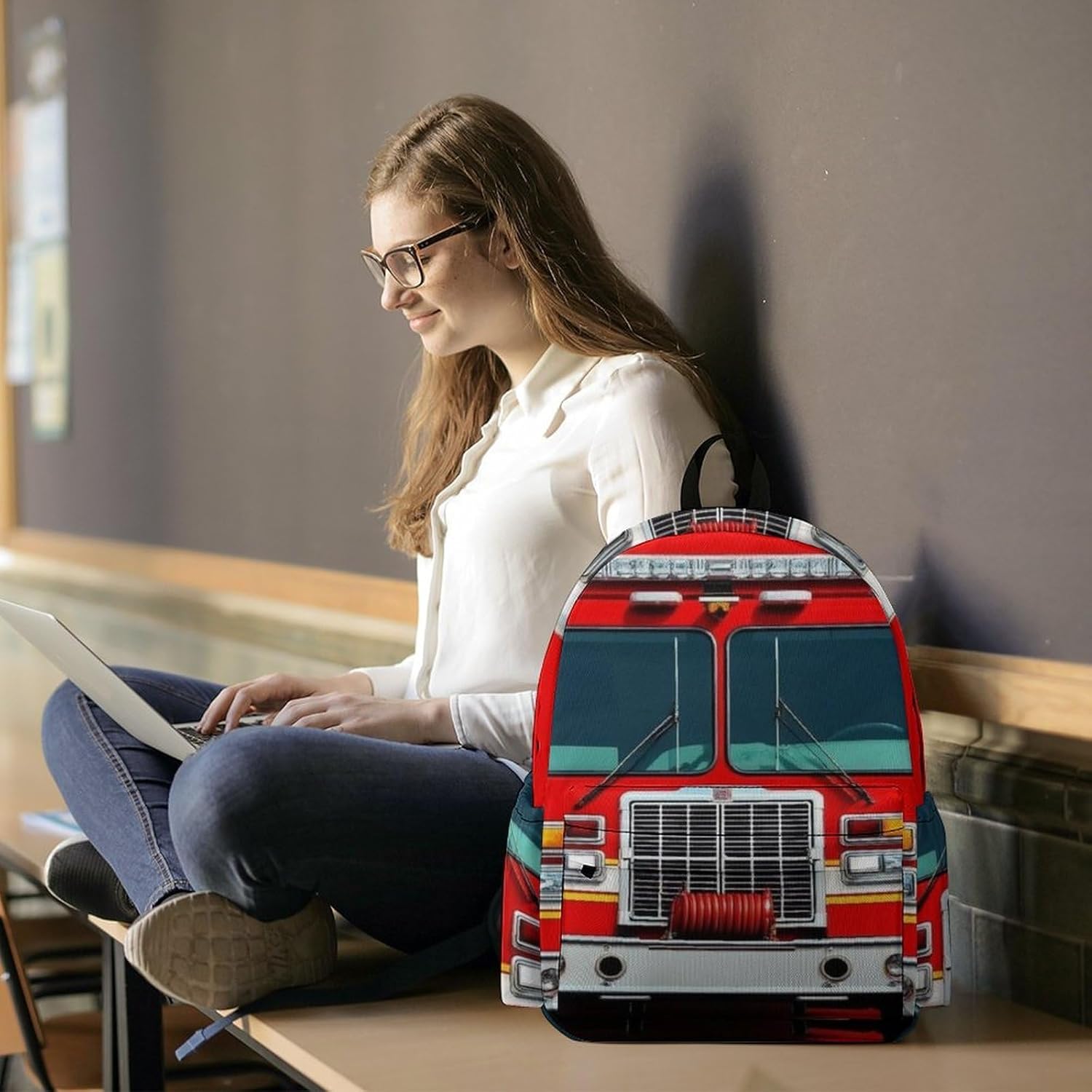 Women's Casual Daypack Lightweight Travel Backpack Fashion Computer Bag Laptop Backpacks For Hiking Cute Red Fire Truck Print - Image 7