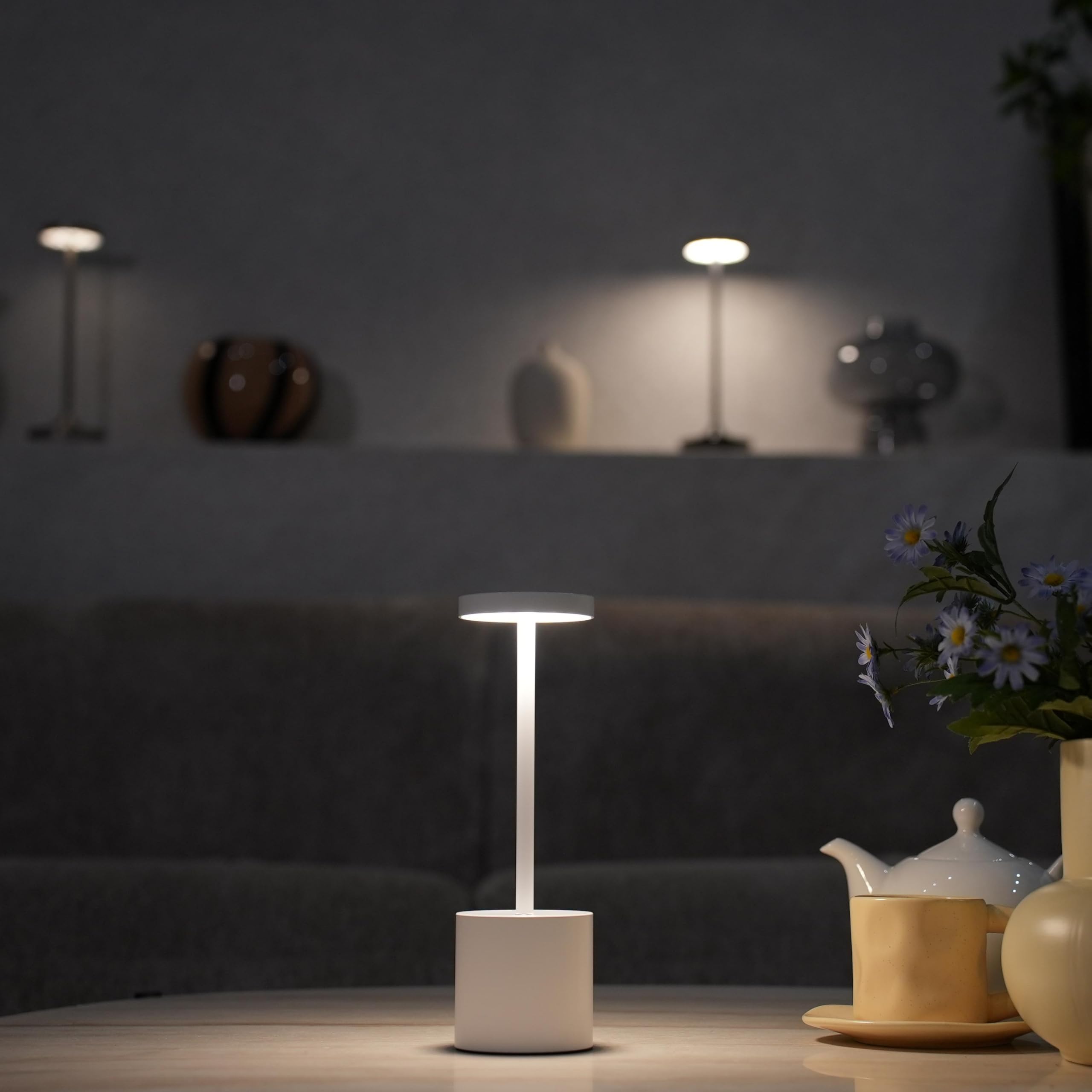 HYMZP Lampada da Tavolo Senza Fili，5000mAh Ricaricabile LED Lampada da Tavolo,Dimmerabile, Luce per Ristorante/Interno/Esterno-Bianco
