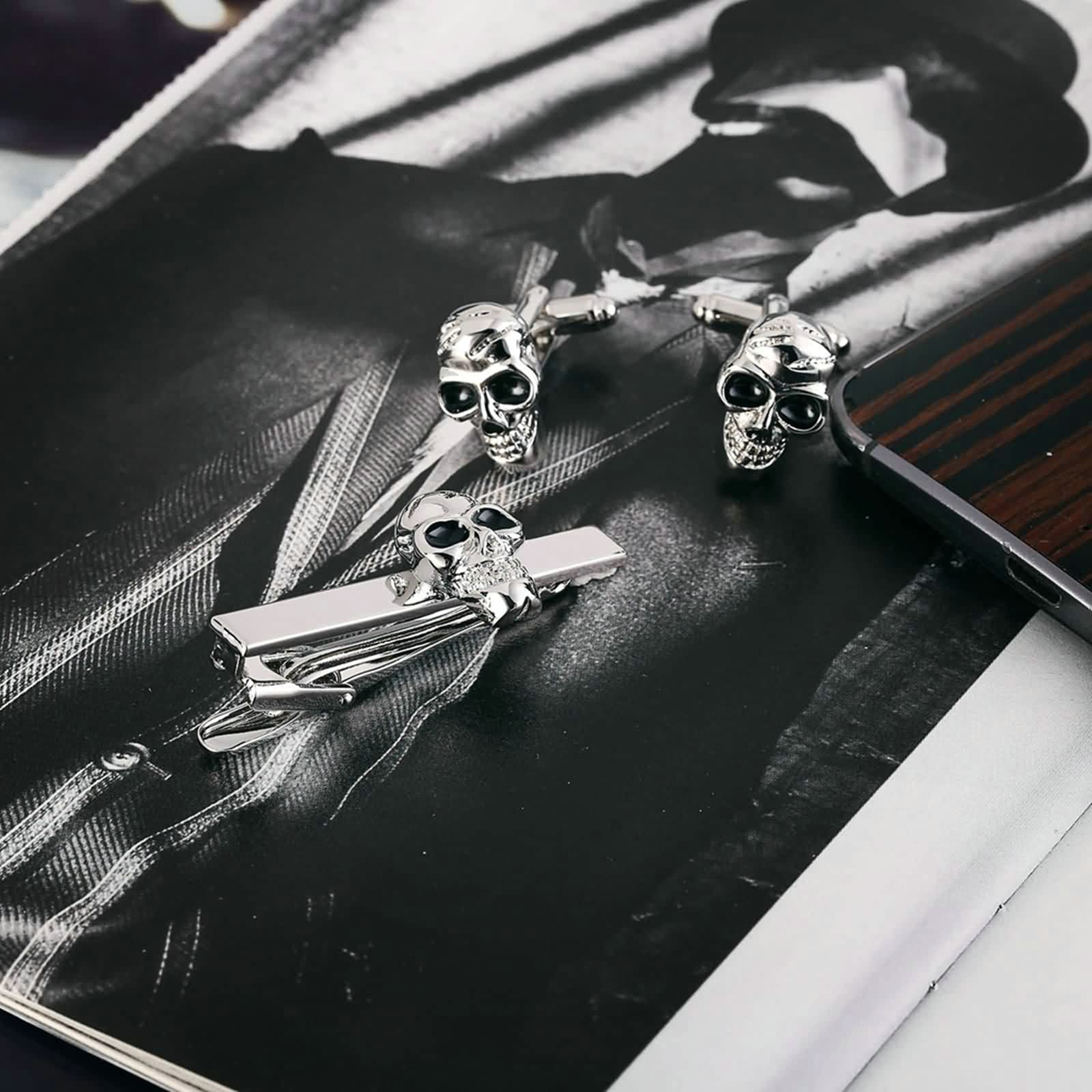 KnSam Camisa para Gemelos Hombre Acero Inoxidable Cráneo Cufflinks Set para Hombres Regalo para Boda, Compromiso, Día de San Valentín, Aniversario, Plata, acero inoxidable, Sin circonita