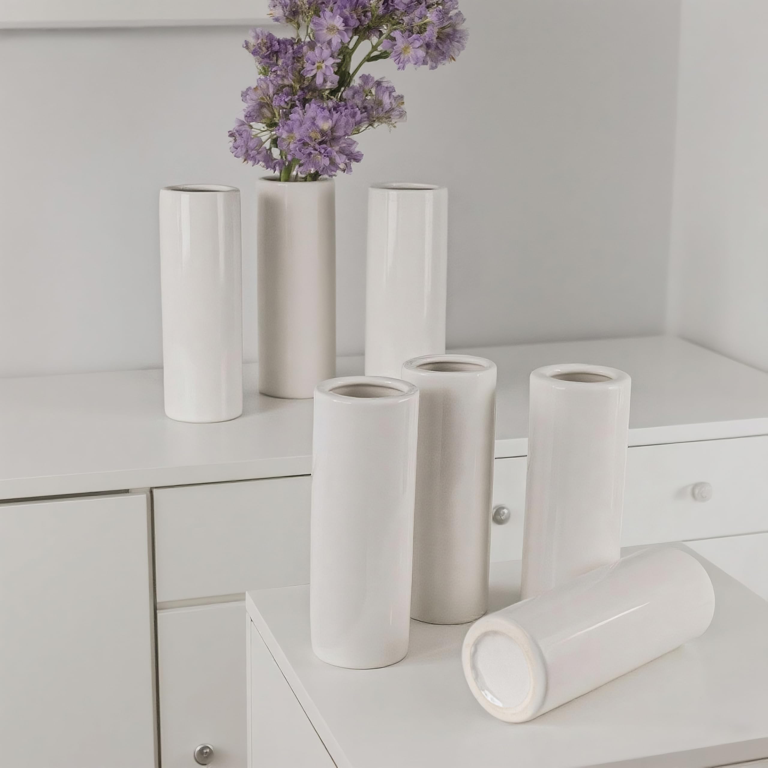 Moderne weiße Keramikvasen, Set mit 10 Stück, für Wohnzimmer, Schlafzimmer, 18 cm, minimalistische, frische kleine Blumenvasen für Blumenstrauß, künstliche Pflanzen, Heimdekoration, Büro