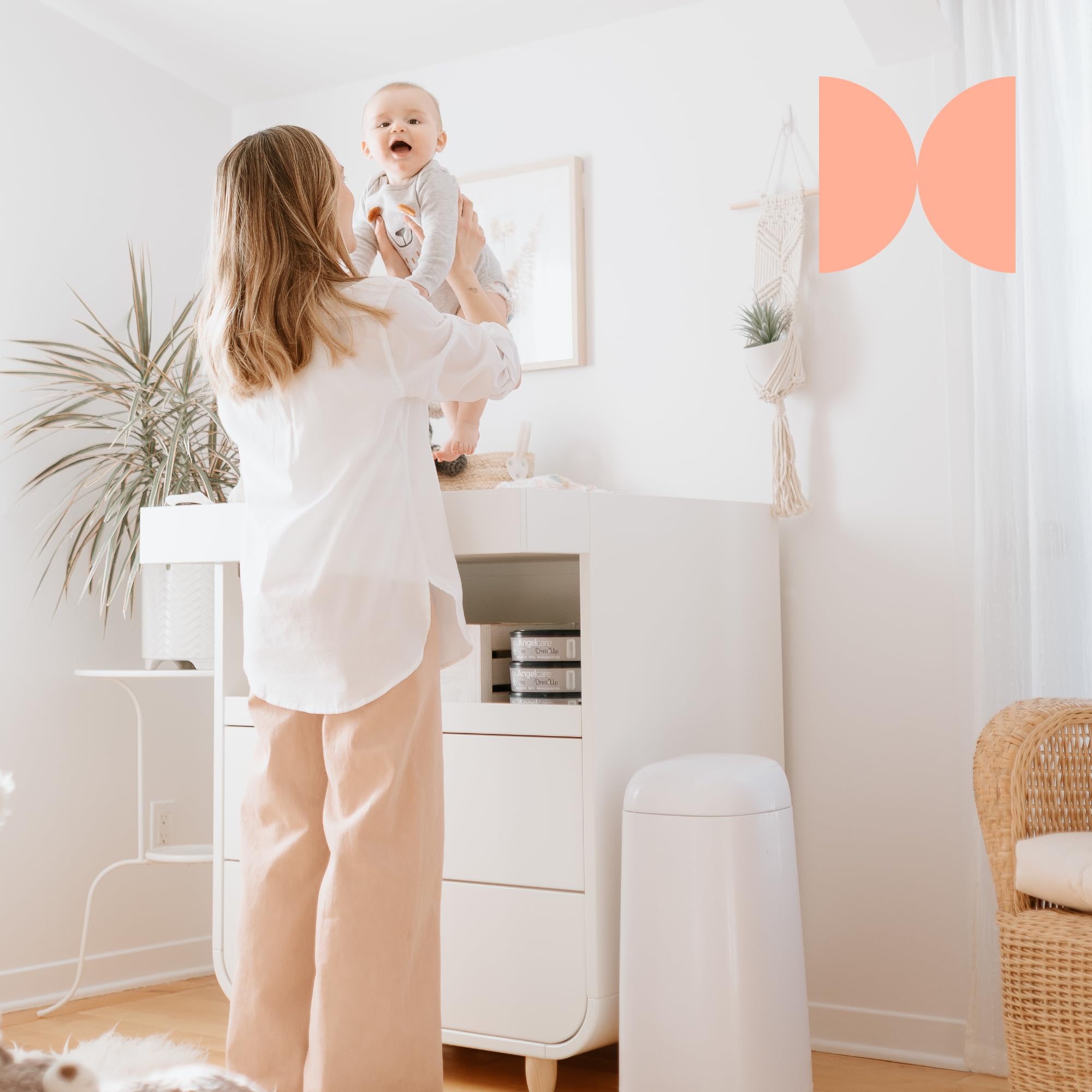 Angelcare Poubelle à Couches + 3 Recharges Anti Odeurs/Grande Capacité Antibactérien Usage Simple Dress Up, Blanc
