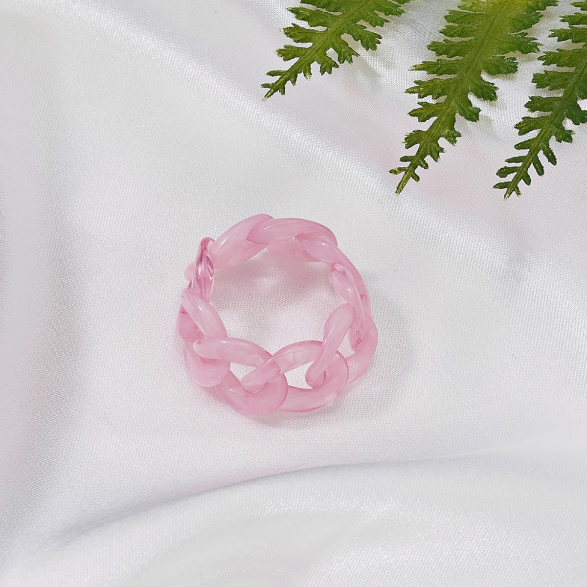 Cabilock Bague Chaine en Résine Créative Forme Chaîne, Pack de 6 Pièces, Bague de Main Unique pour Décoration Quotidienne et Accessoires Bijoux Artisanaux Couleur Aléatoire
