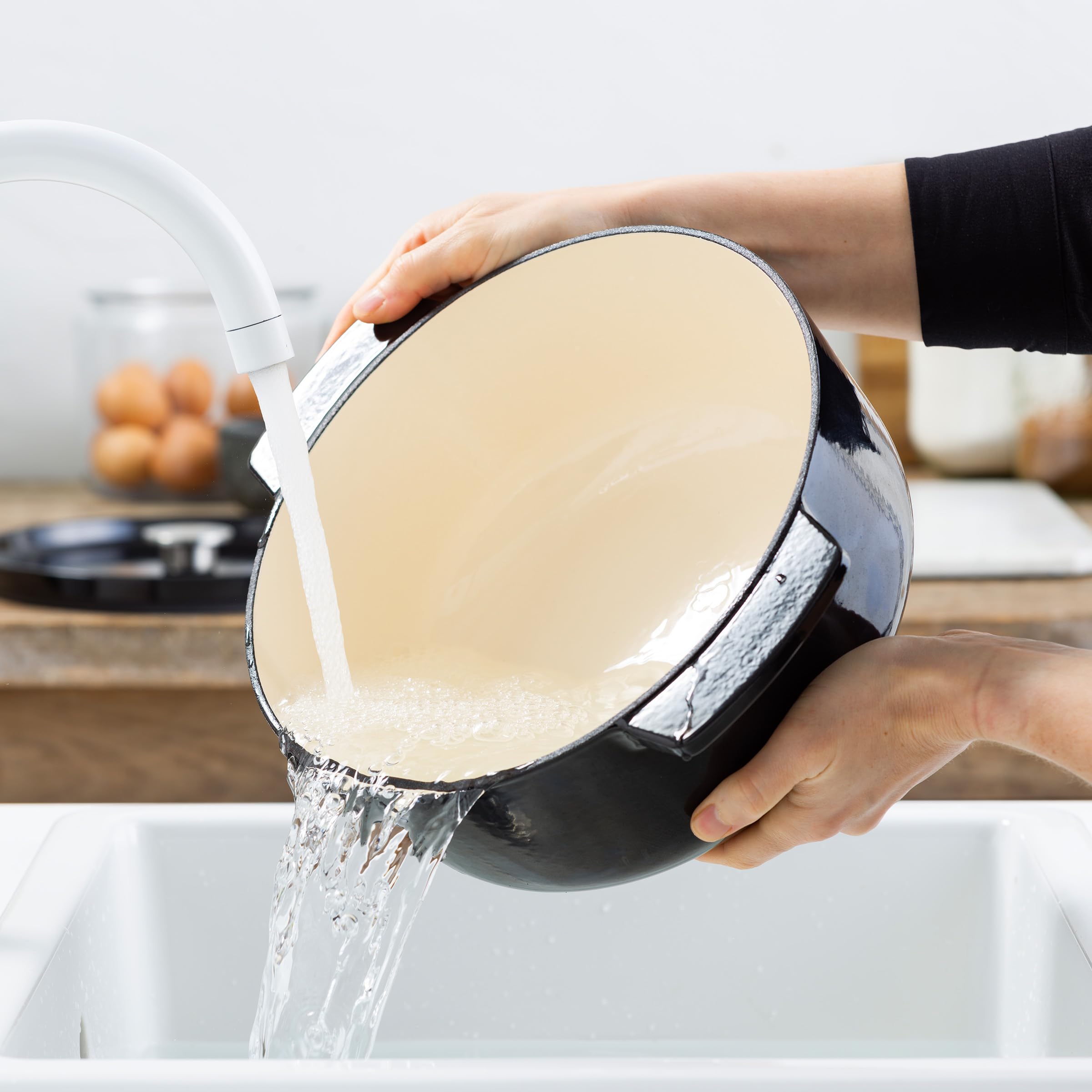 KitchenAid Cast Iron Geëmailleerde Gietijzeren Bradpat met Deksel, 30cm, Ovale, 5,6L,6,3kg,Hoge Kwaliteit & Duurzaam,Schroeien,Braden,PFAS-Vrij, Inductie,Ergonomische Handgreep,260°C Oven,Empire Rood
