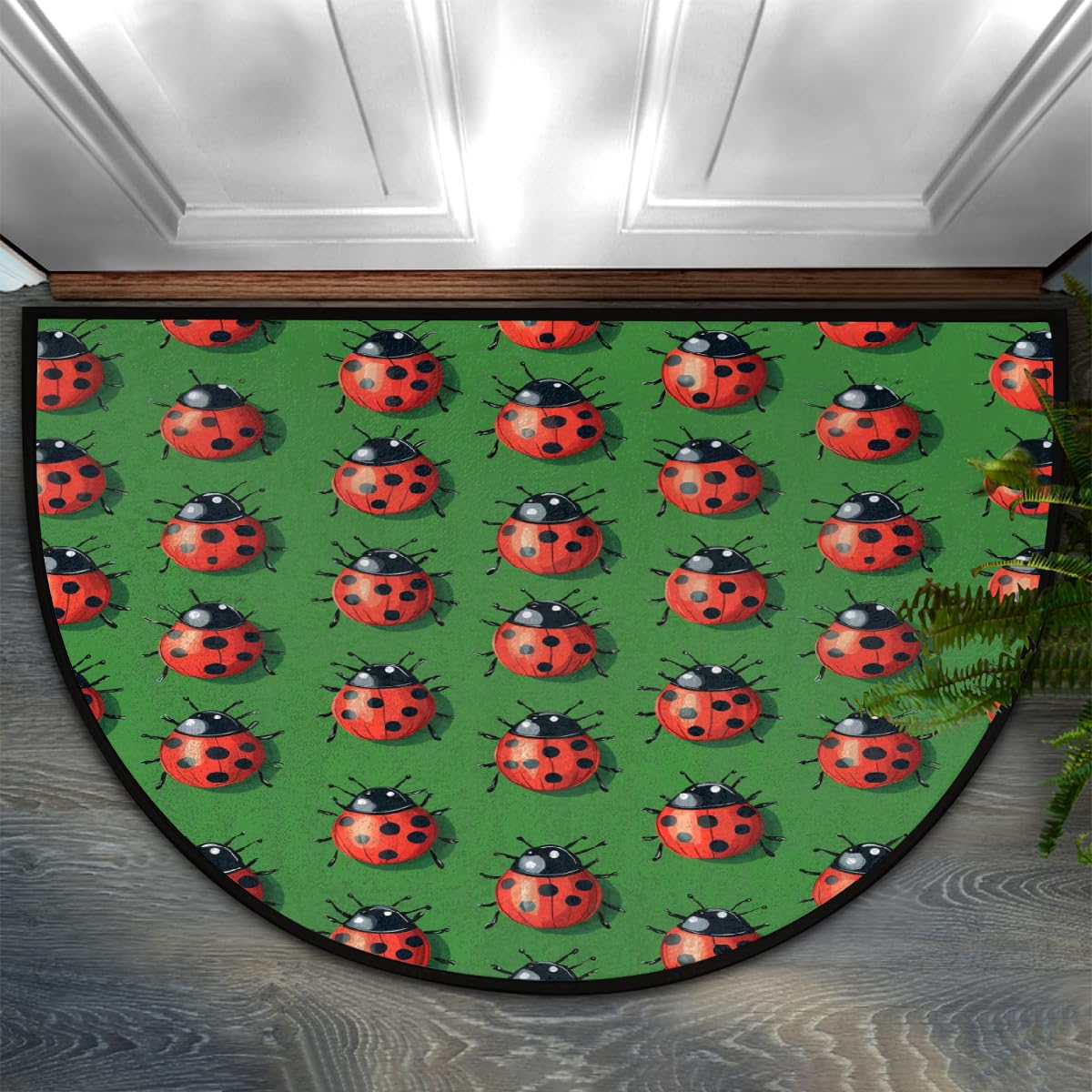 Tapis de cuisine demi-rond vert avec coccinelles pour entrée