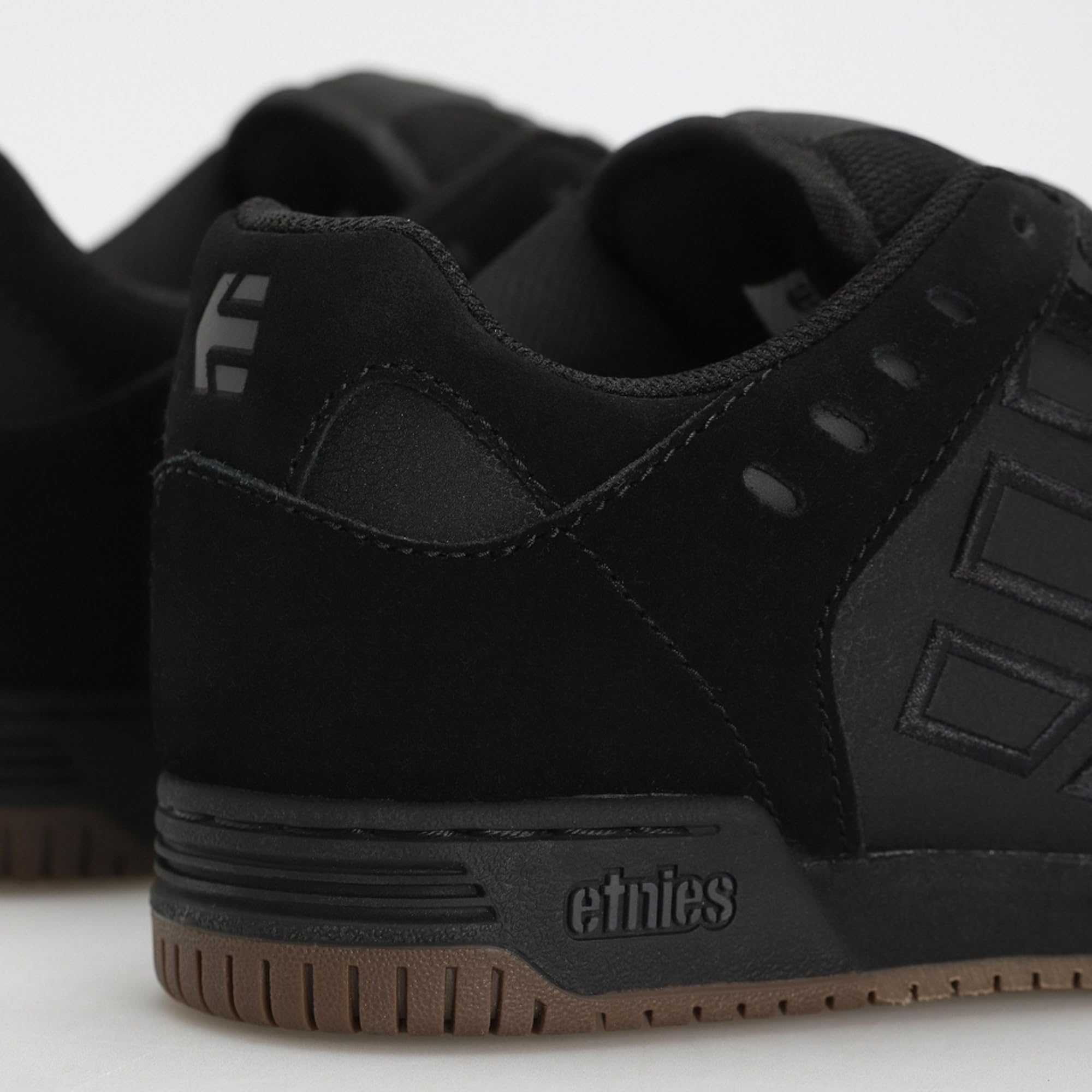 Etnies Faze - Skate Tech Mesh, Construction Renforcée, Confort Coussiné, Baskets du Quotidien