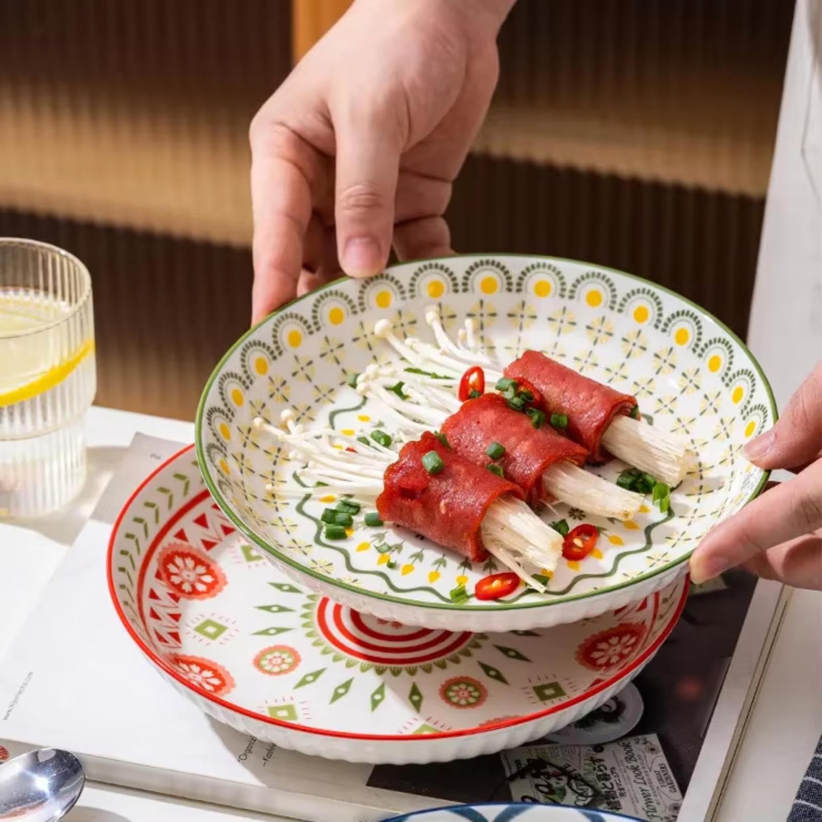 Piatto in ceramica colorata con cervo da 20,3 cm, perfetto per insalate e snack, forno a microonde e lavastoviglie, stoviglie per casa e feste