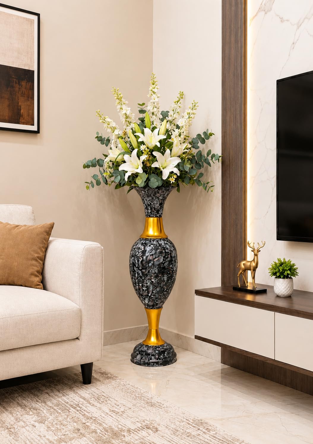 Black & Gold Iron Flower Vase - Elegant Home Decor -1 Black & Gold Iron Flower Vase - Elegant Home Decor -1