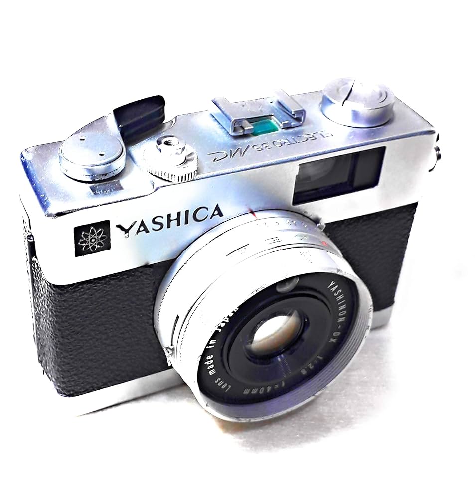 yashica MC フィルムカメラ Yashica MC-28 Kyocera Point and Shoot 35mm Compact Film