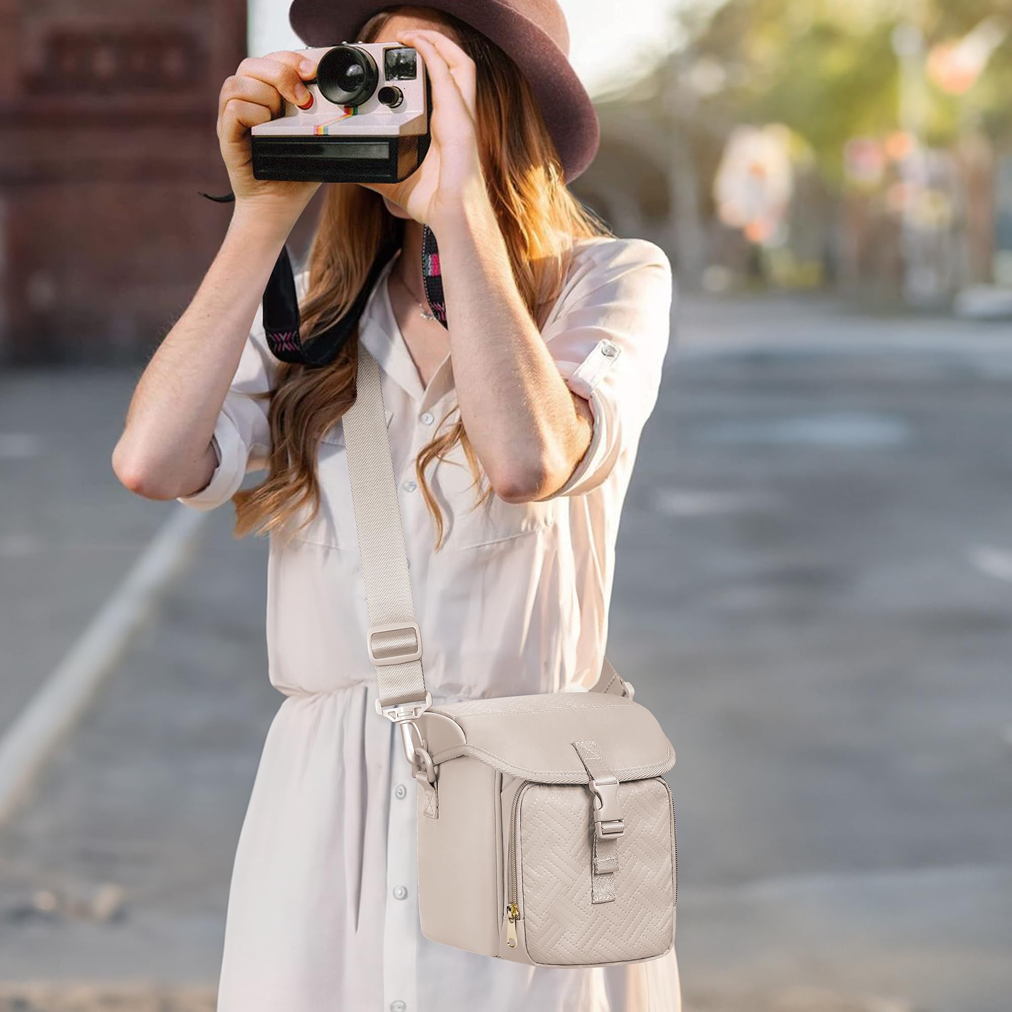 Sac Bandoulière pour Appareil Photo Compatible avec Polaroid Now 2e Génération I-Type, Now+ 2e Génération I-Type, Now, Now+, OneStep+, OneStep 2 VF, Sac à Bandoulière pour Appareil Photo, Camel