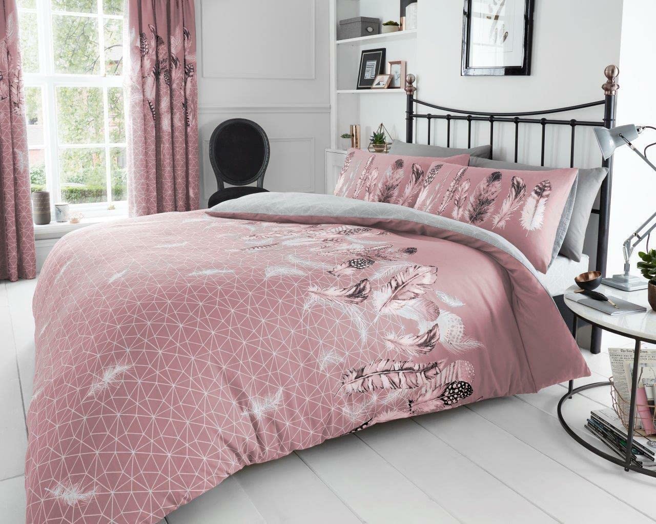 FAIRWAYUK Feathers Pink Duvet Cover Set King, Reversible Quilt Bedding With Pillowcase, Ultra Soft, Easy Care