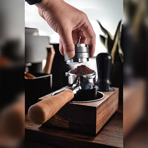 Miniatura 6 de Distribuidor de cuña de espresso de 2.098 in y manipulador de palma, herramienta de distribución de café de doble cabezal Pavant con base en forma
