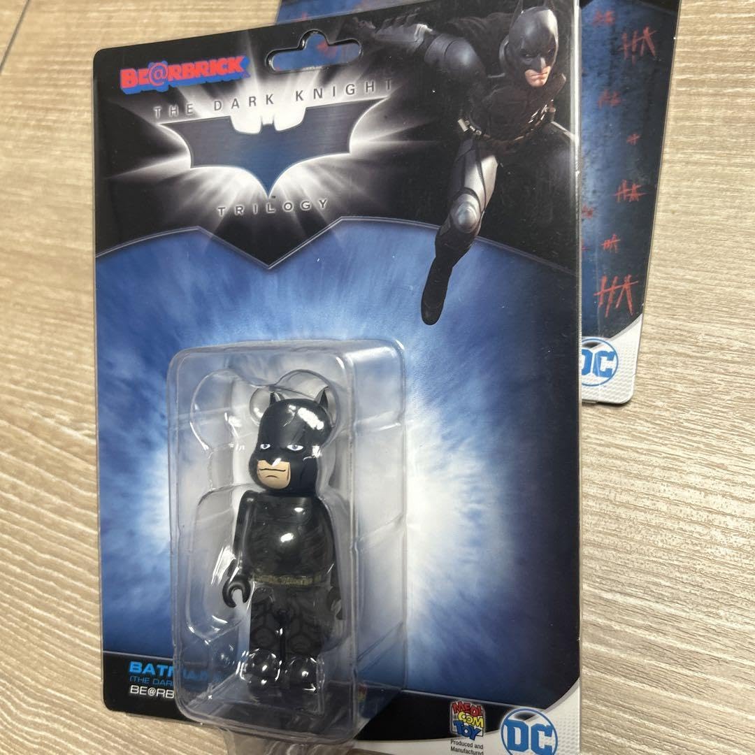 Amazon.co.jp: 未開封☆バットマン ・ダークナイト ジョーカーと2体