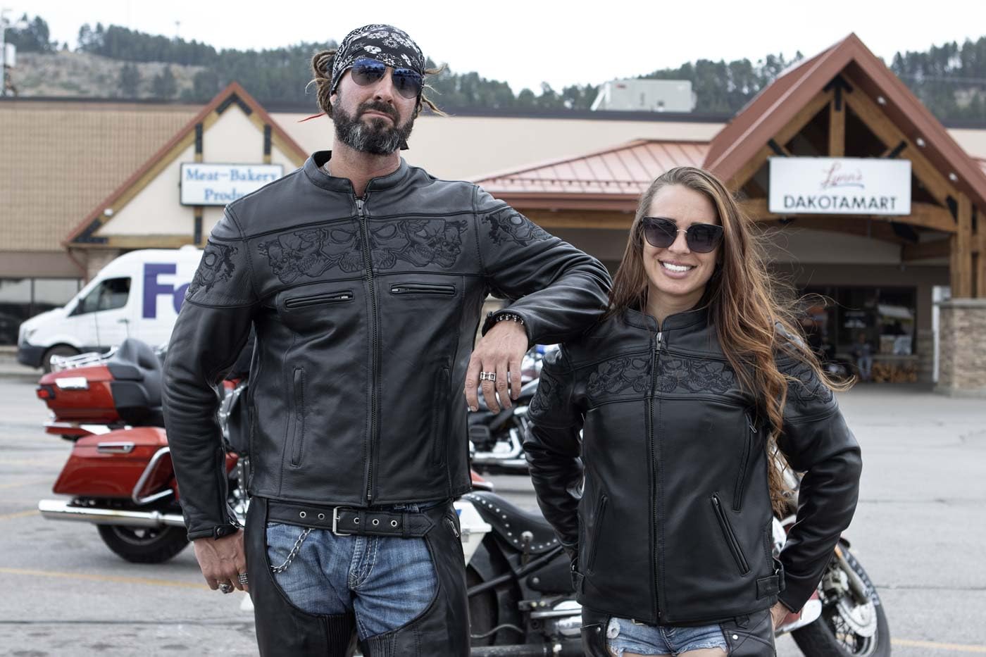 Milwaukee Leather MLM1500 Mens Crossover Black Leather Scooter Jacket with Reflective Skulls — view 9