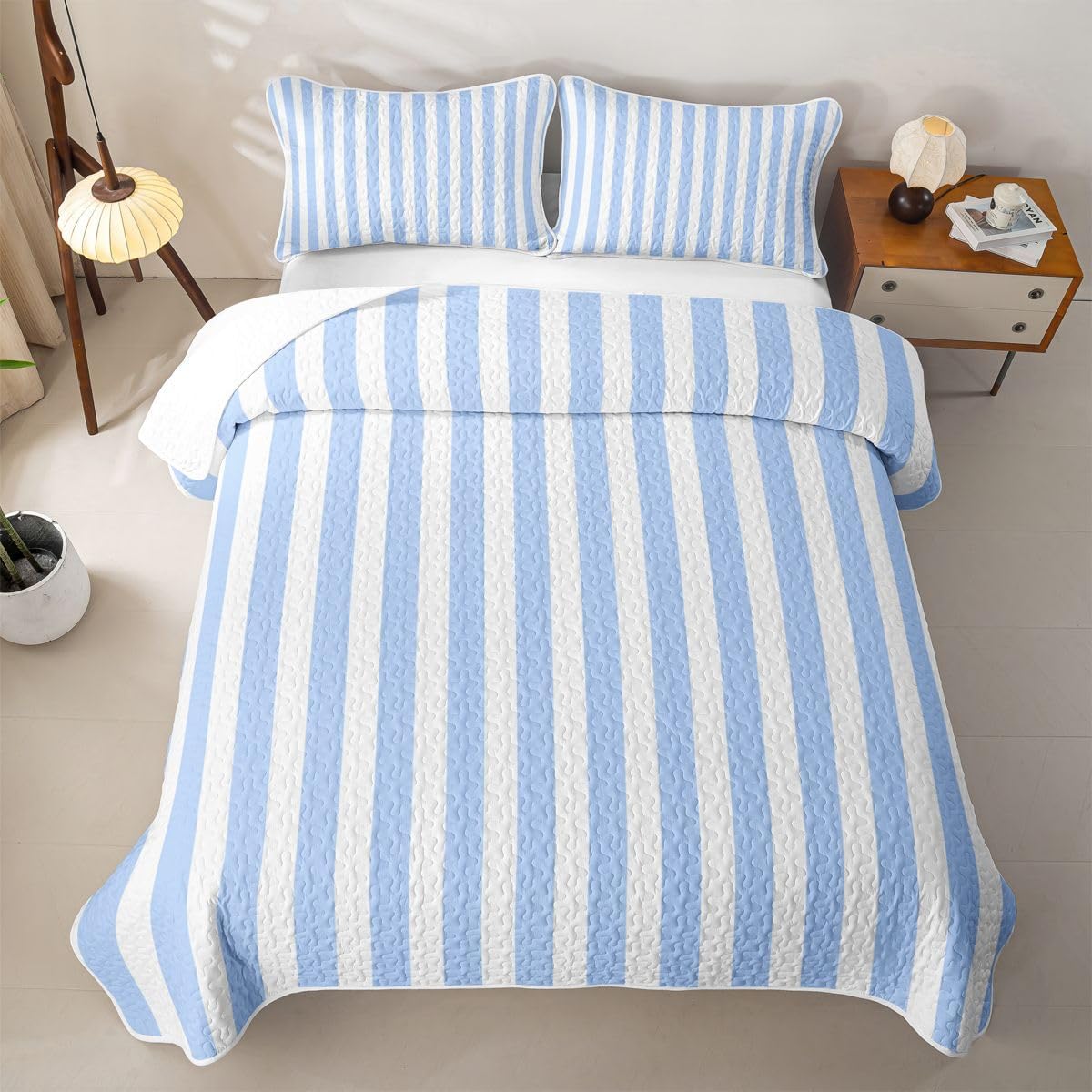 Manfei Minimalist Stripe Quilted Bedspread Queen Size,Geometric Line Art Patchwork Quilt Bedding Set,Moroccan Y2K Retro Boho Bed Covers for All Season,Blue Quilted Coverlet 3 Pieces,2 Pillowcases
