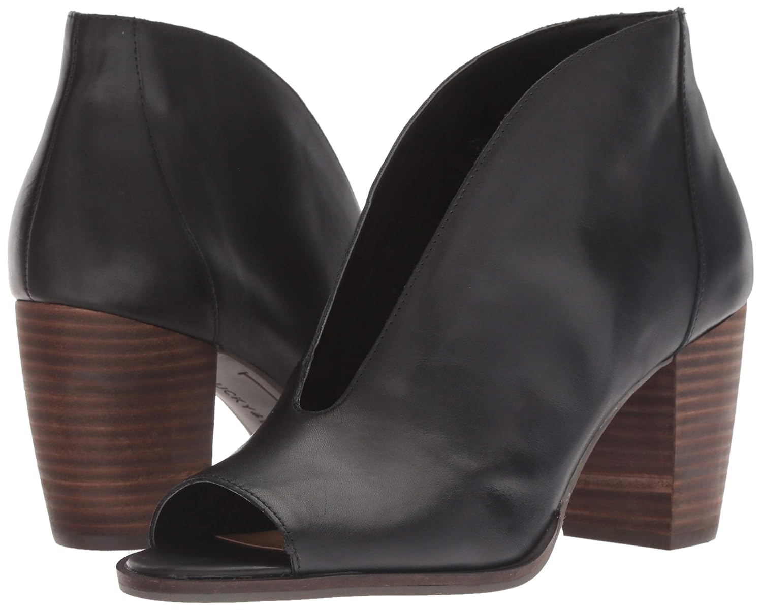 Bomba Lucky Brand Lk-joal feminino em promoção! Veja a oferta e mais achadinhos de Sapatos sociais 7 Hoje é o melhor dia para comprar Bomba Lucky Brand Lk-joal feminino com aquele preço maroto! Promoção! Aproveite a oferta! 7