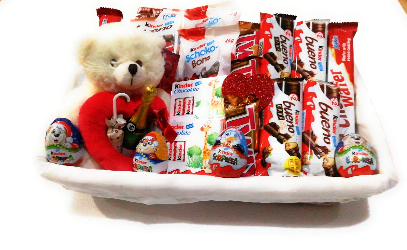 cesta de chocolates peluche san valentin