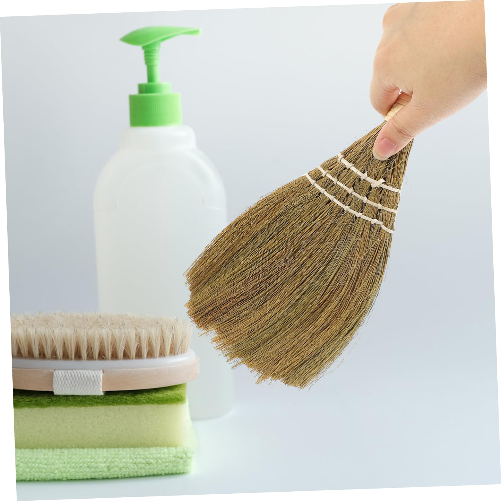 Healeved 2pcs Kitchen Cleaning Broom Manual Broom Short Handle Broom Multi-Functional Broom Dusting Brush Pans Toy Natural Whisk Small Whisk Broom Mini Brooms Desktop Small Broom Miscanthus