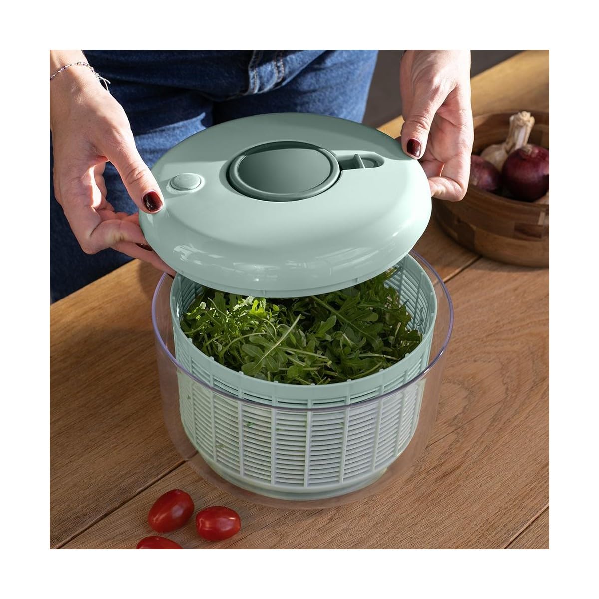Essoreuse a salade - Livoo - MEN434 - 4,2 L - Systeme poussoir - Base antidérapante