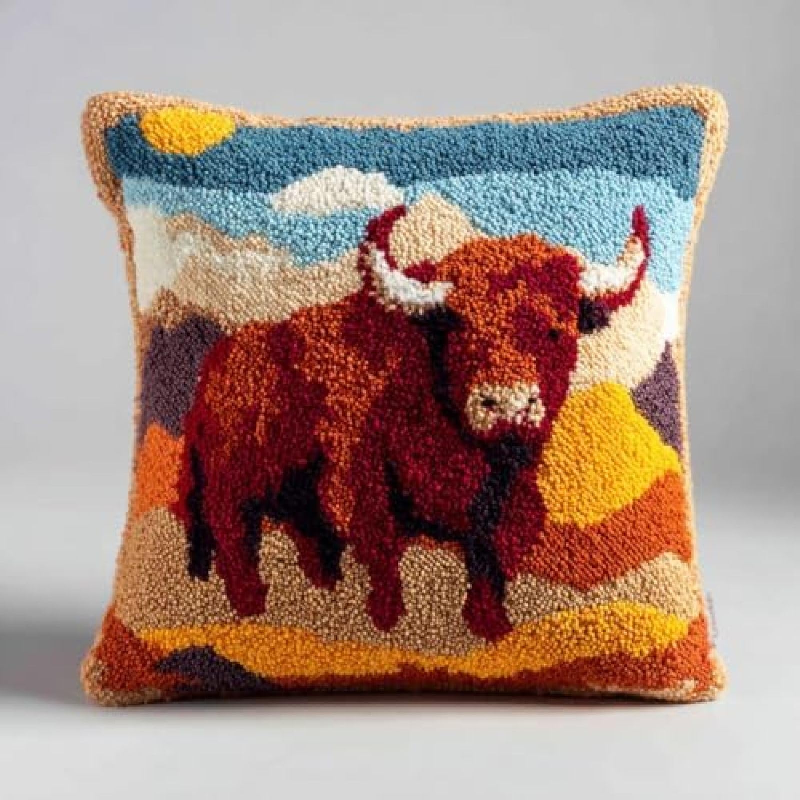 kitphoenix DIY Latch Hook Pillow Cover Kit,Bull and Mountains,Adults Craft Kit with Pre-Printed Embroidery Canvas,Yarn and Hook,43x43 cm Cushion Cover for Home Décor