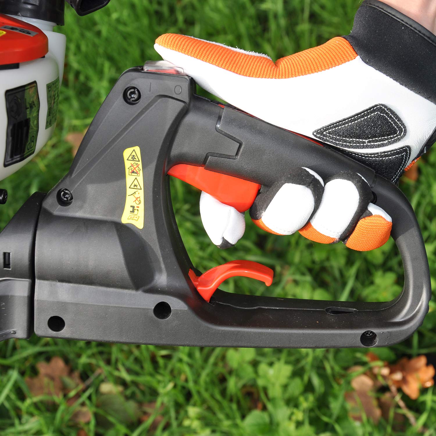 HECHT Benzin-Heckenschere 9275 1 PS 72 cm Schwertlänge | Motor-Strauch-Schere mit 28 mm Ø Schnittstärke für Hecken und Sträucher