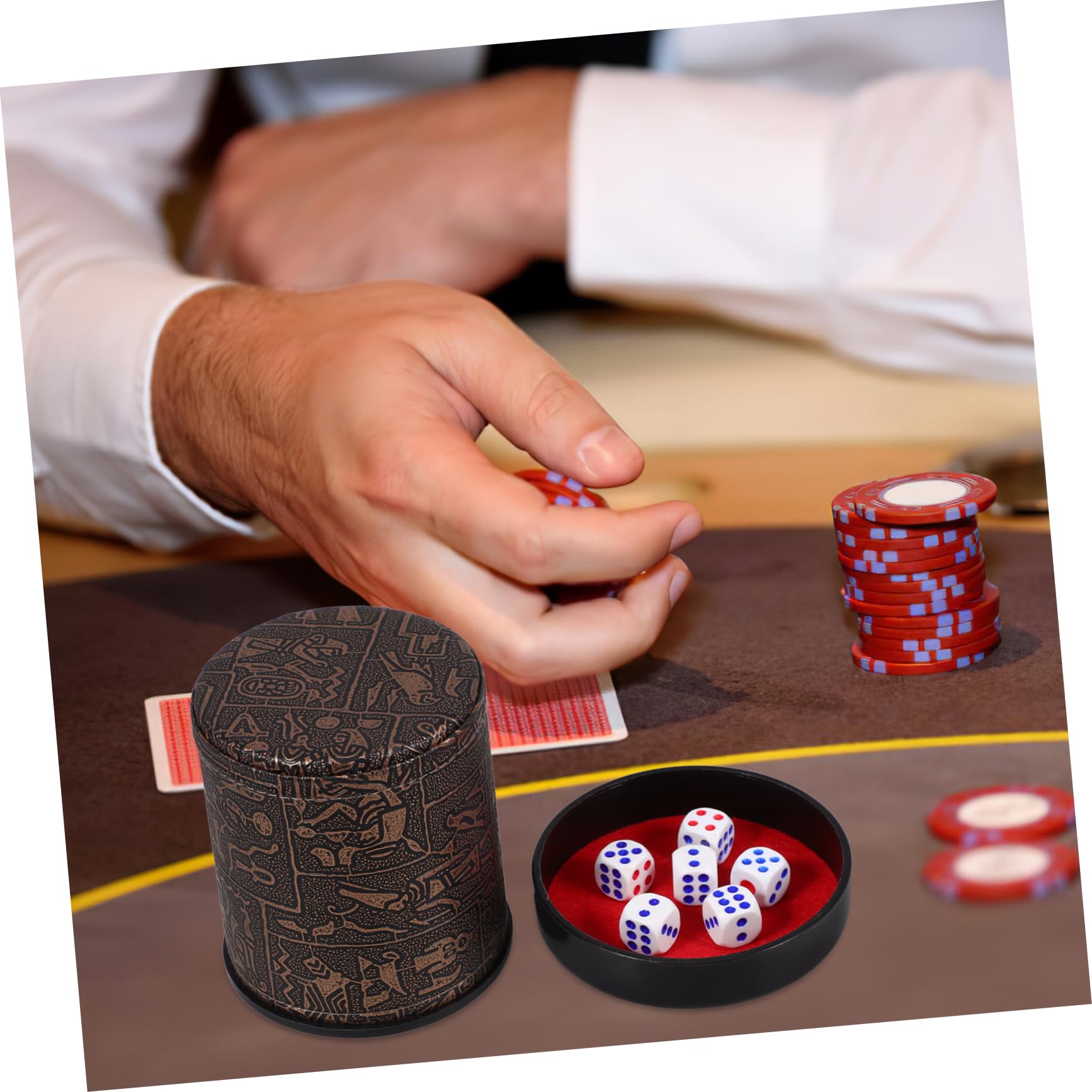 Abaodam 5sätze Würfelbecher Mit Geräuschdämpfung Mute Dice Shaker Cup Aus Pu Mit Würfeln Und Abnehmbarem Sockel Für Partys Und Spiele