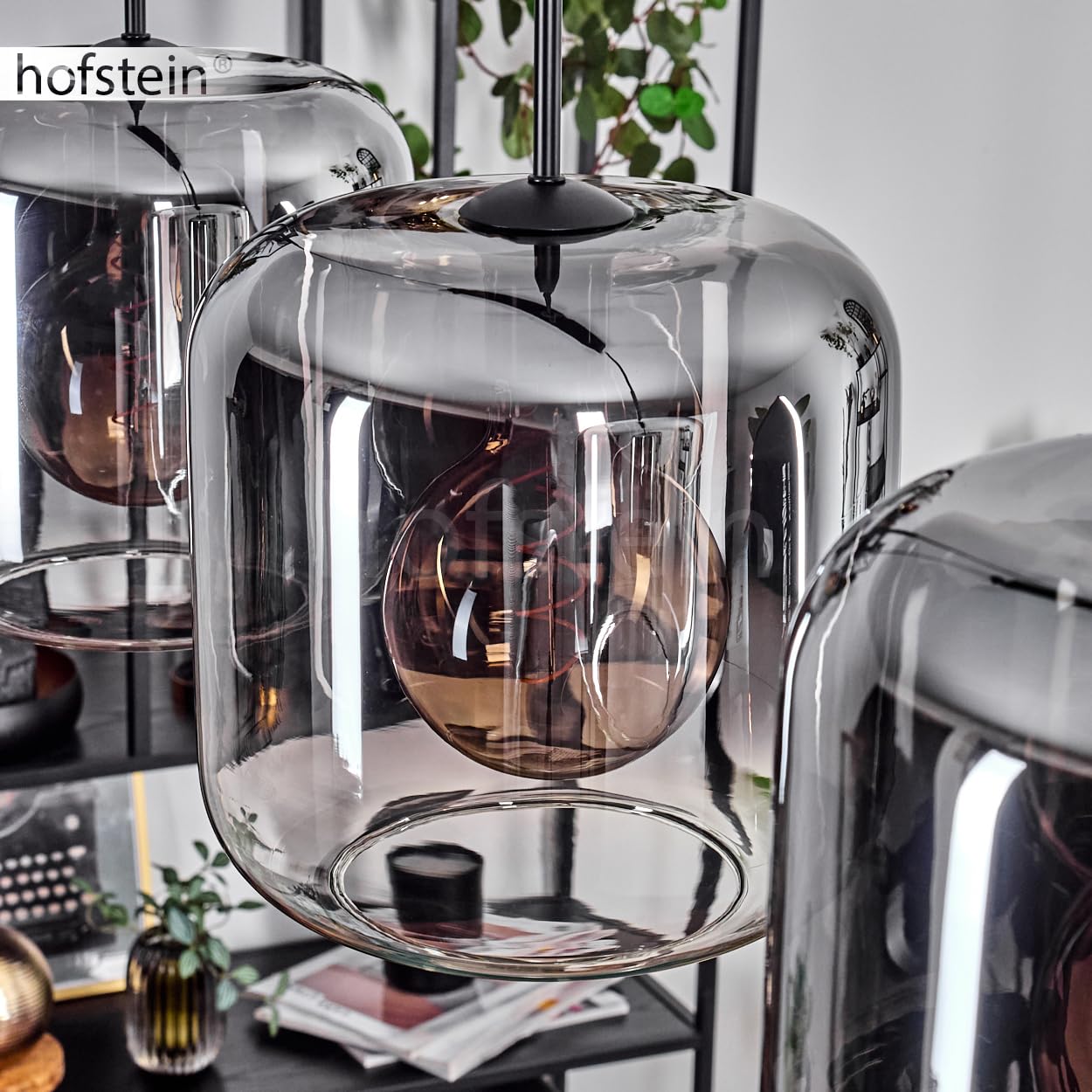 HOFSTEIN Hängeleuchte Lauden, 4-flammige Hängelampe aus Metall/Glas in Schwarz/Rauchfarben/Klar, moderne Pendelleuchte im Retro/Vintage-Design, Ø Schirme 25 cm, E27, Esszimmer, Küche, Wohnzimmer