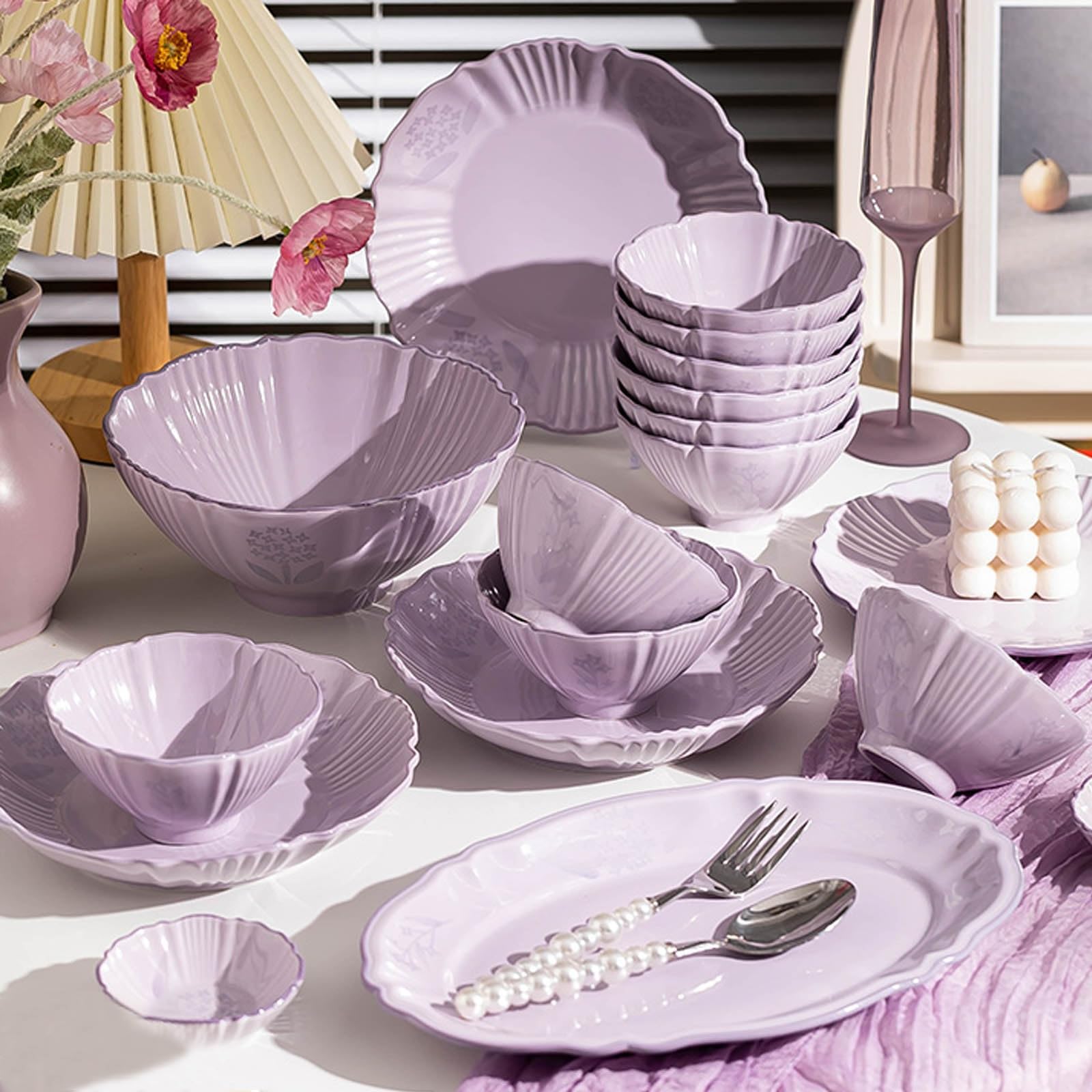 Tafelservice Lila Teller-Set Im Modernen Look Geschirrset 6 Personen Mit Schüssel, Teller, Esslöffel Servierplatte Keramik Unzerbrechliches Spülmaschinen Und Mikrowellenfest Kratzfest(20pcs)
