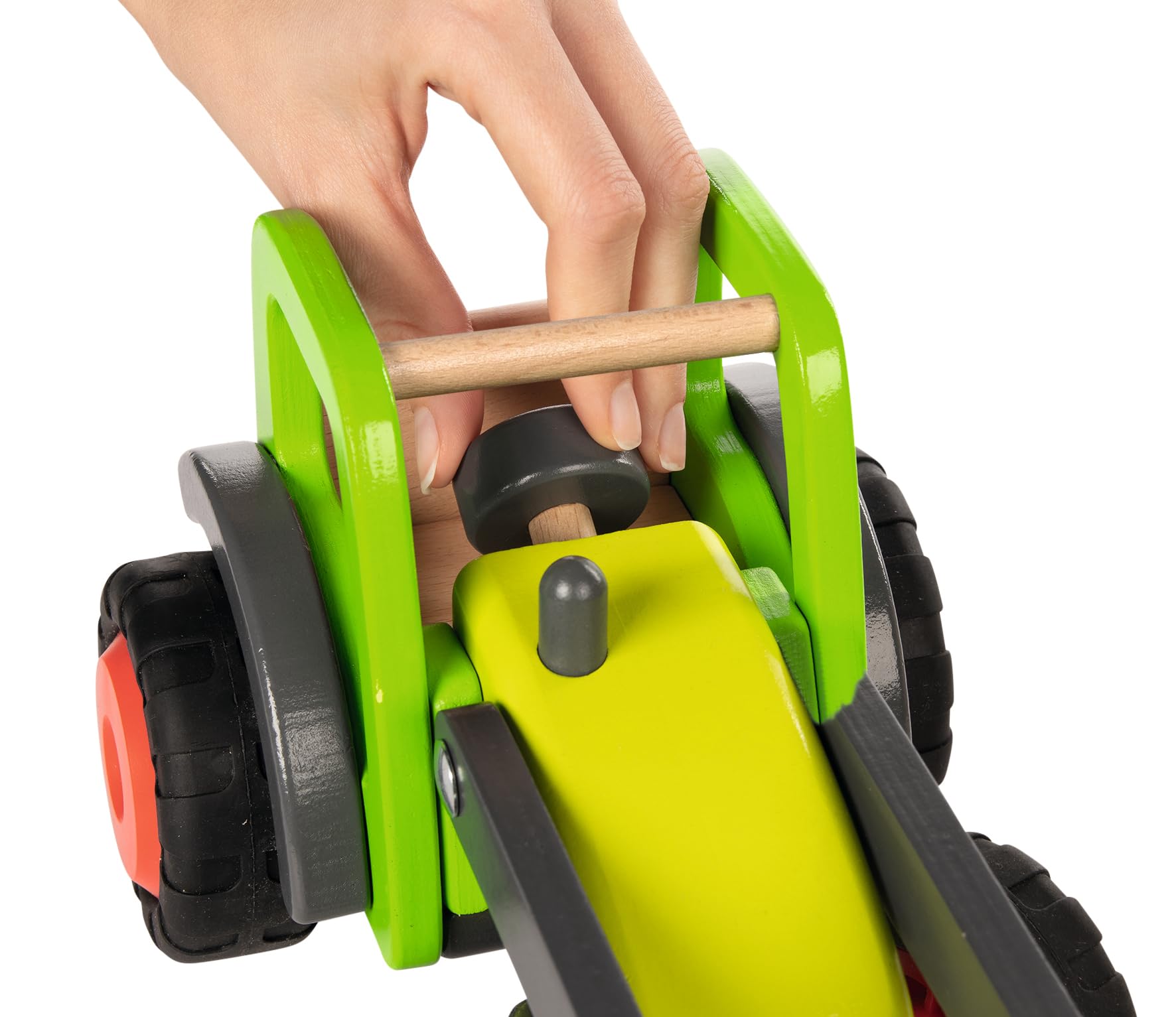 goki 55886 Traktor mit Anhänger aus massivem Buchenholz, Maße 45 x 16,5 x 16,5 cm – lenkbar, Gummibereifung, Robustes Holz-Spielzeug
