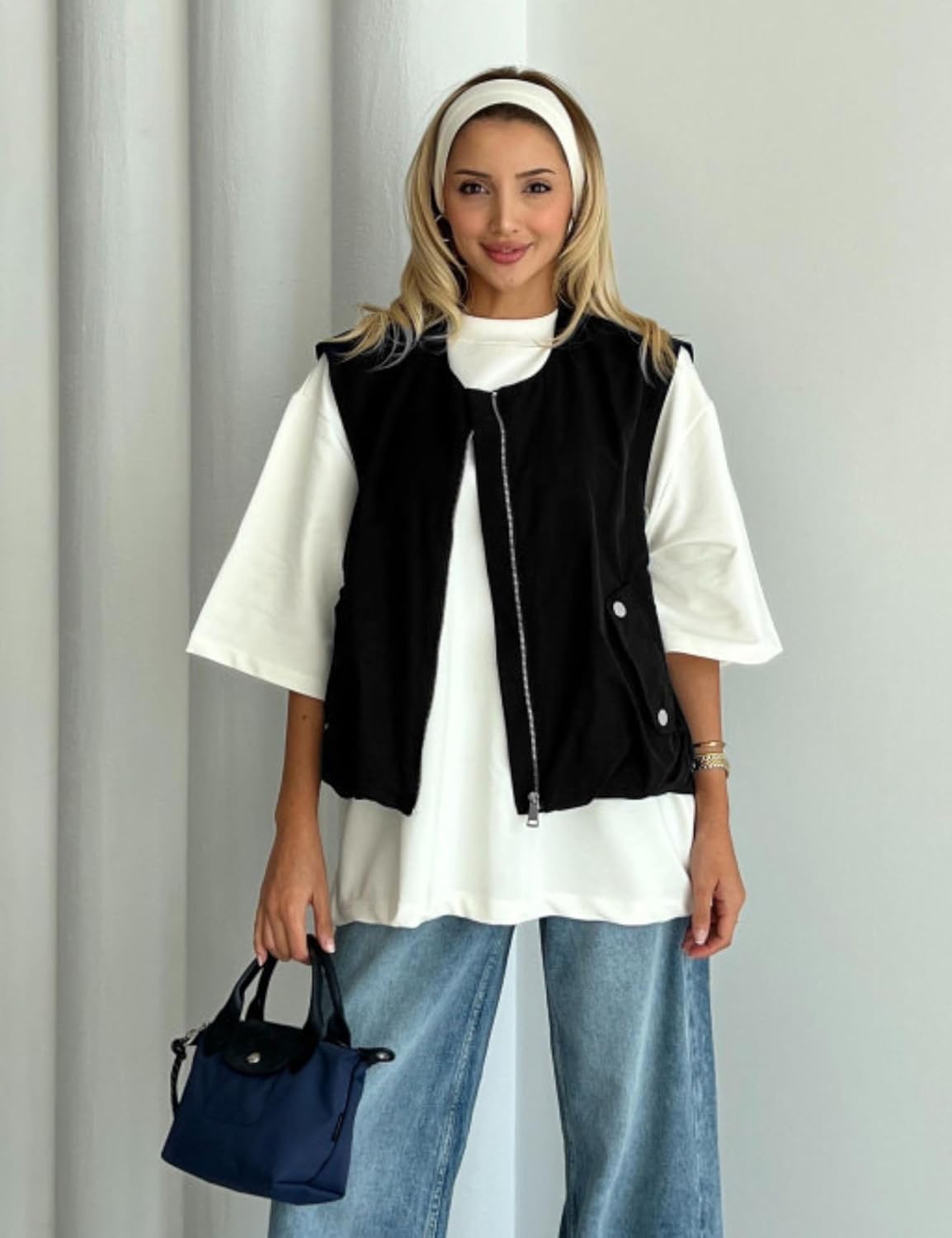 Women's Casual Zip Up Cargo Vest Cropped Sleeveless Ruched Hem Blazer Jackets Tops with Pockets - Image 3