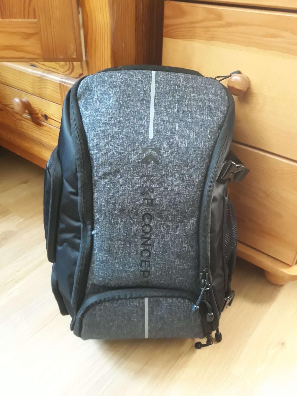 En väska kanske för komplex, med sina fel men bekväm