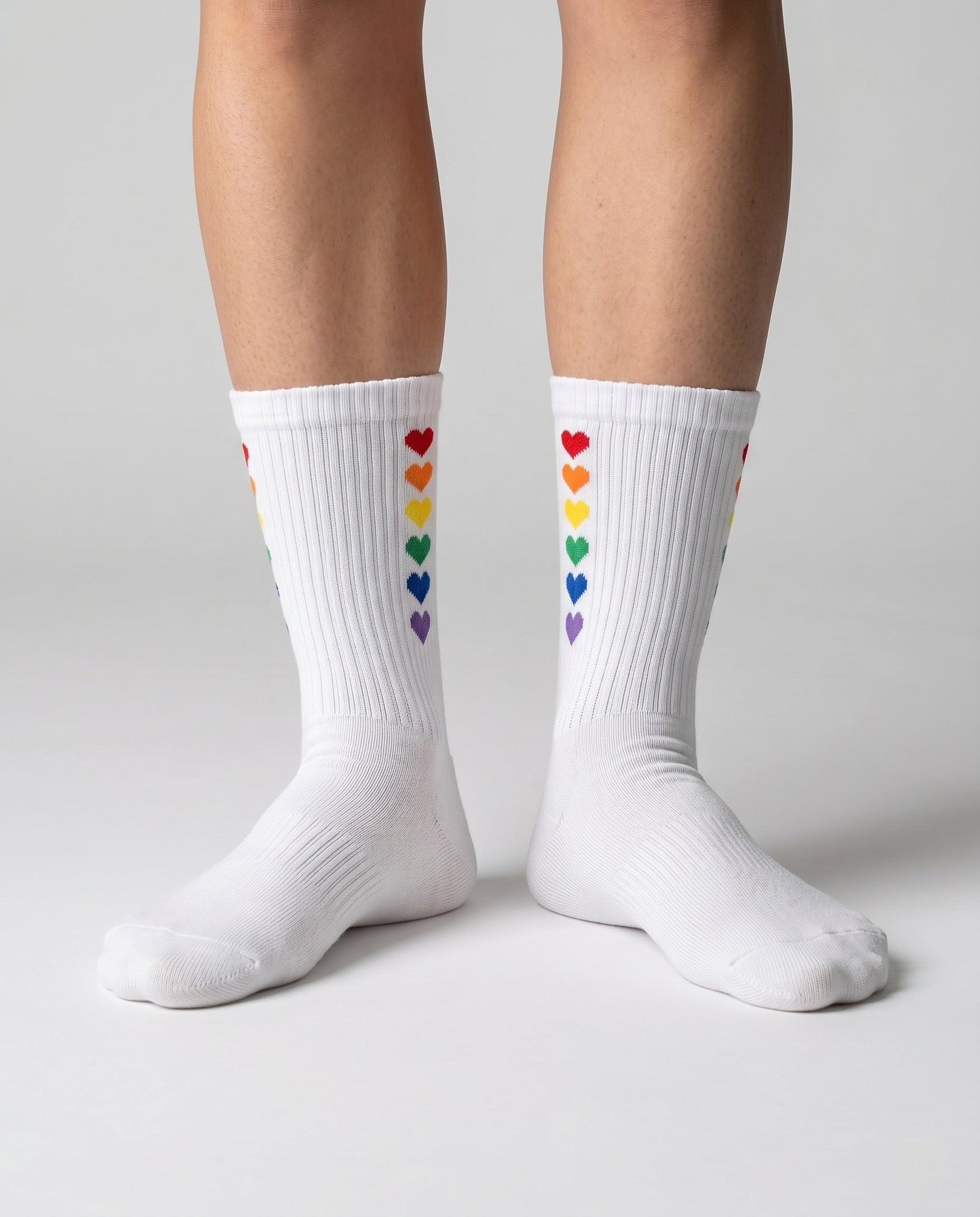 Lot de 3 Chaussettes Pride en Coffret Cadeau - Chaussettes de Sport Blanches Coton Unisexe avec Motifs Arc-en-ciel LGBTQ+ - Accessoires Marche des Fiertés Homme et Femme - Fabriqué en Espagne