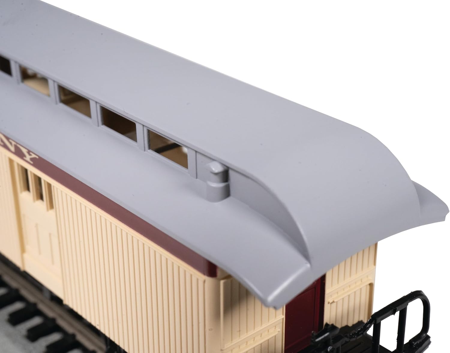 Bachmann Trains - Old-Time Car with Round-End Clerestory Roof - Baggage - Old Colony RR - HO Scale