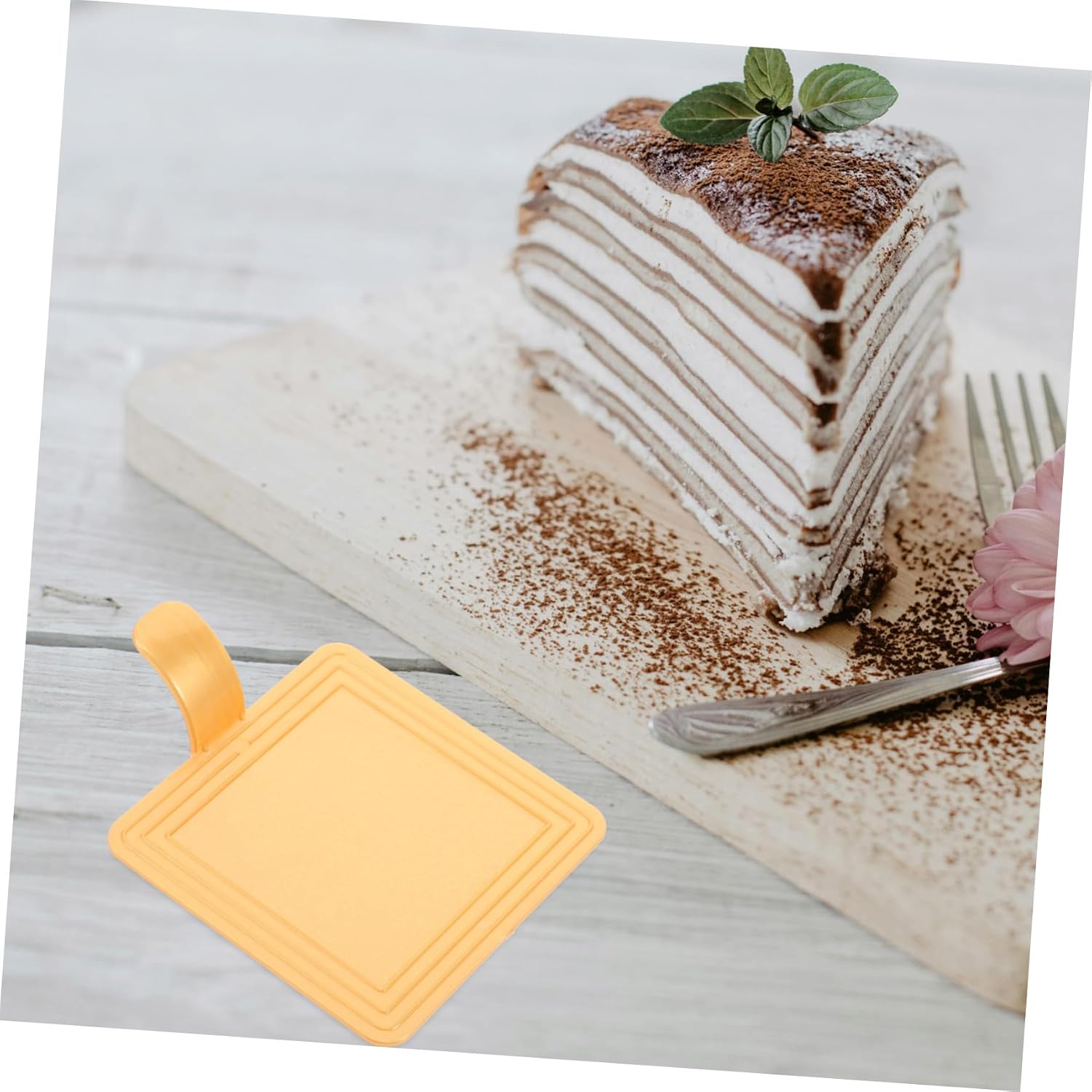 SECFOU 100pcs Reusable Plastic Cake Boards with Handles for Birthdays Weddings and Parties Thicken Dessert Holders for Mousse Cakes and Pastries Shape