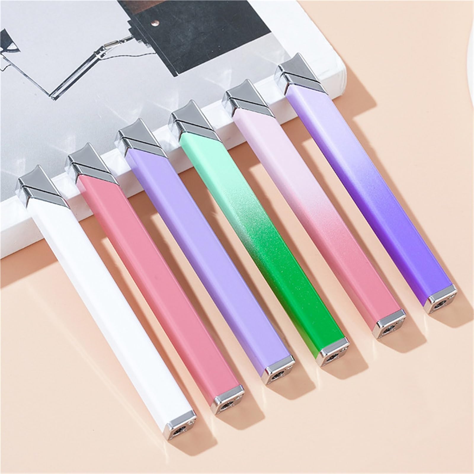 Encendedores largos de butano recargables, llama suave, llama ajustable, empuje para encender, ideal para velas, camping, regalos para hombres y mujeres