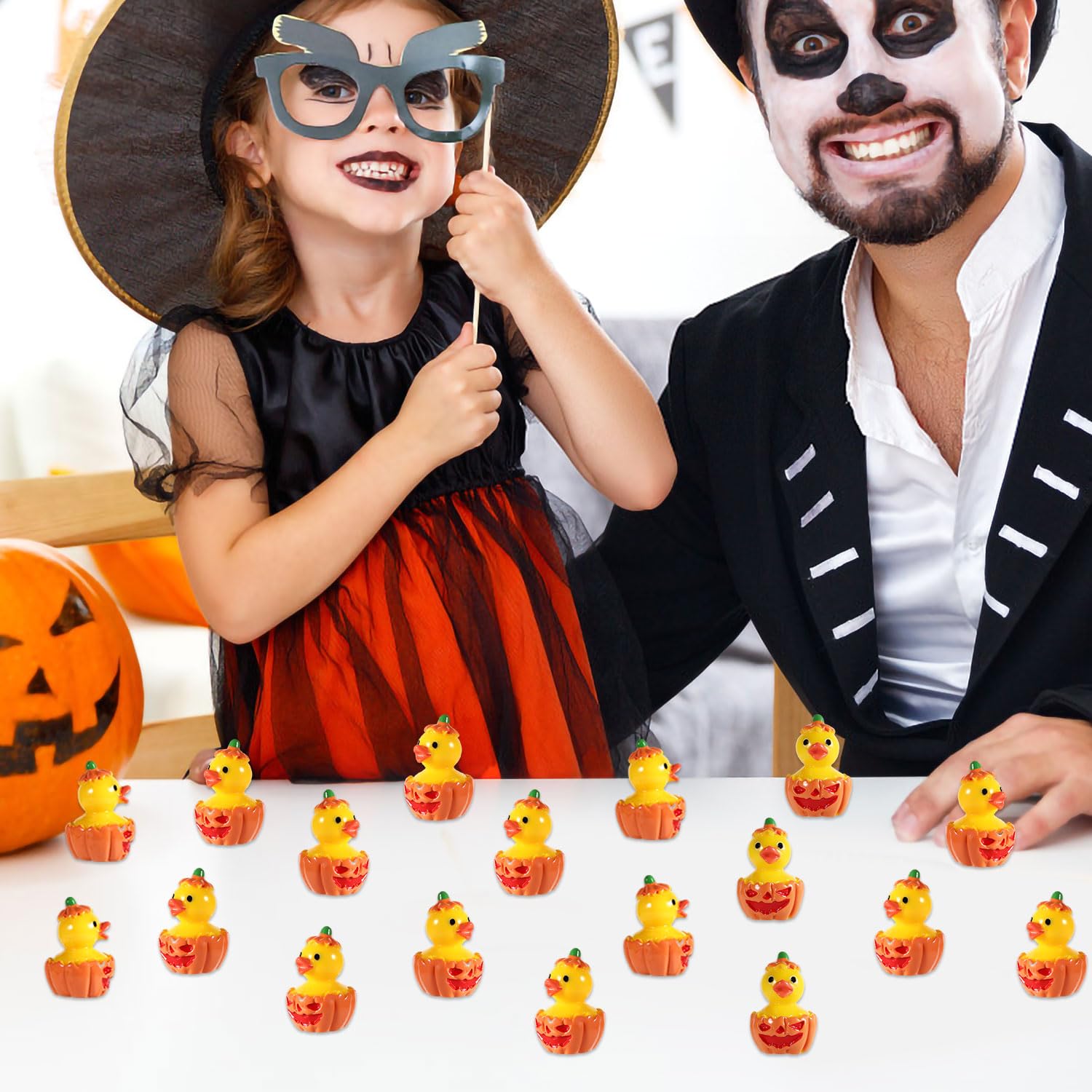 70 Stück Halloween Mini-Enten Aus Kunstharz - 7 Verschiedene Designs Für Deko & DIY