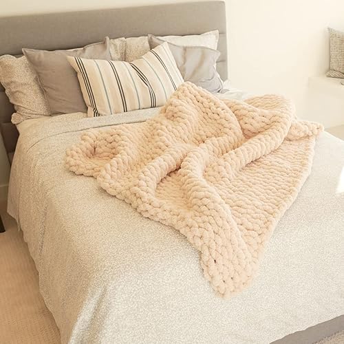 Miniatura 7 de Manta de punto grueso extrasuave color beige, 100% tejida a mano con hilo de felpilla, súper esponjosa y extra suave, manta grande (beige, 50 x 60