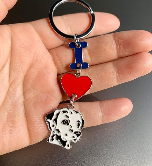 Foto 5 de 6 de Llavero con colgante de perro con texto en inglés "I Love Dog"