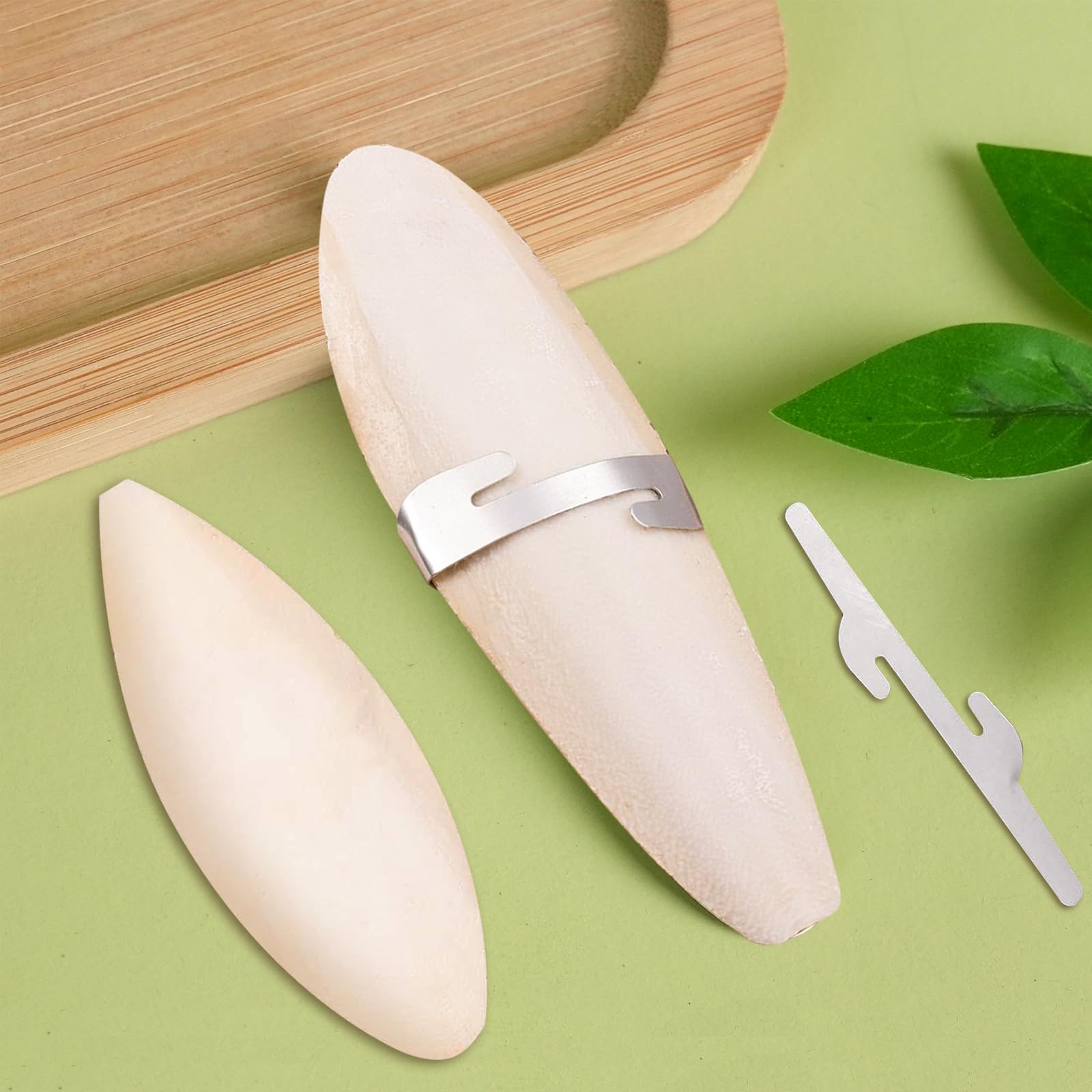 LHOEST Cuttlefish Bone for Birds 7-9CM / 11-13CM - Image 4