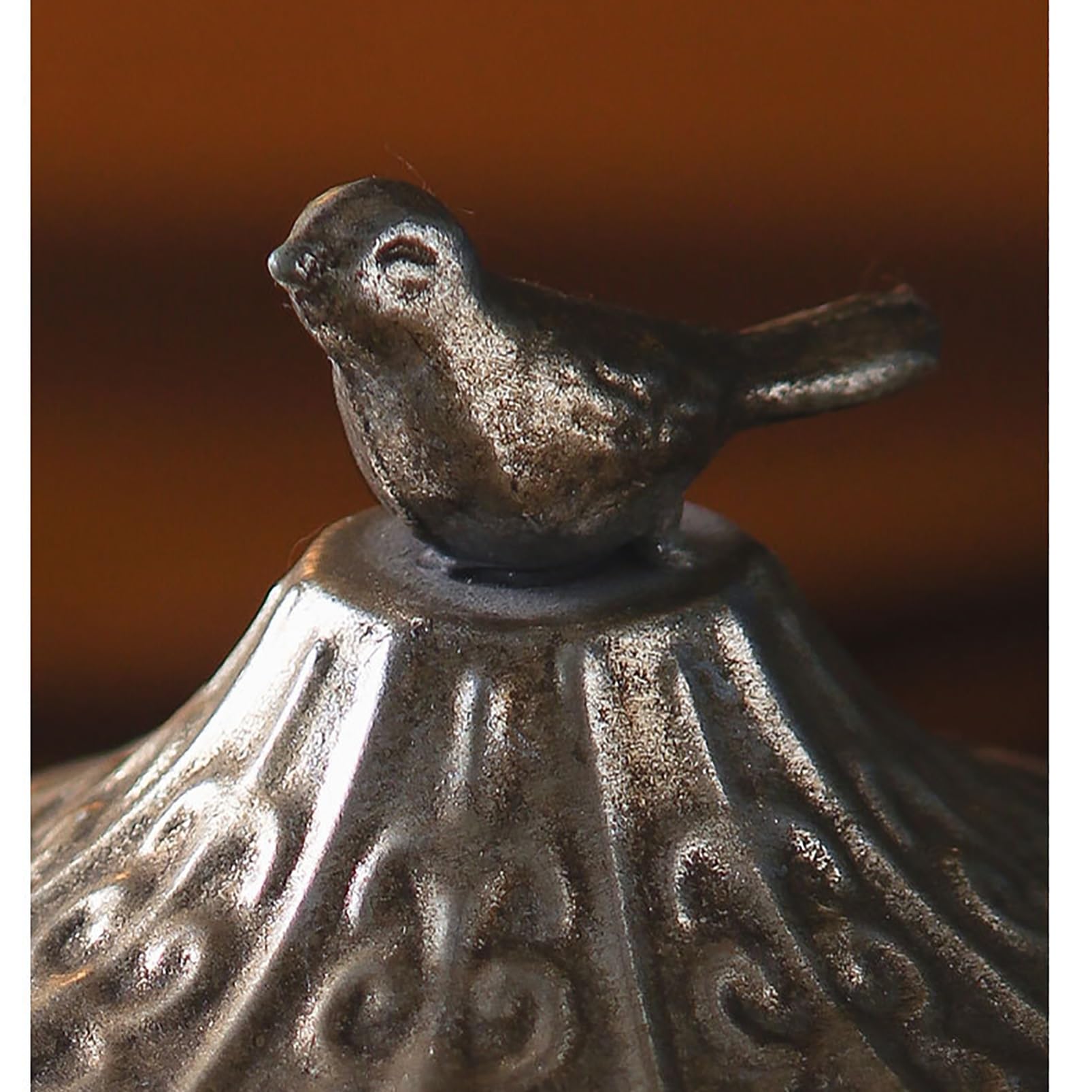 Ozdobny Pojemnik Do Przechowywania Z Pokrywką – Metalowy Pojemnik W Stylu Vintage Do Dekoracji Stołu; Rustykalna Puszka Przechowywania Domu, Na Stolik Kawowy, Łazienki I Na Półkę(L)