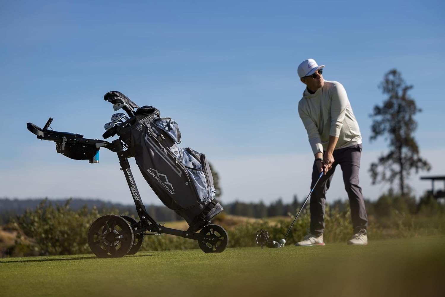 Sun Mountain Ridgeline 3-Wheel Golf Push Cart - Lightweight 18.0 LBS, Maintenance-Free Wheels, Compact Storage System, White