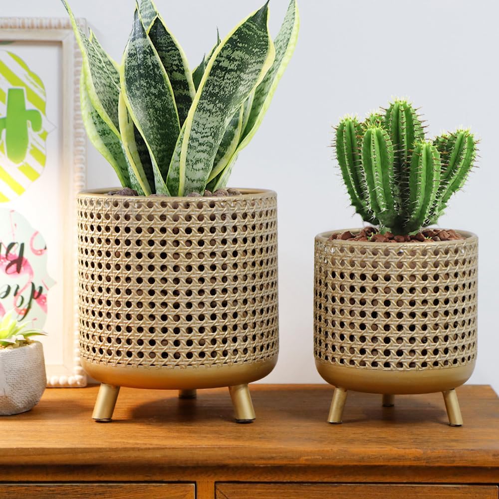 JHY DESIGN Set of 3 Plant Pots 10/8.5/7''H Metal Decoration Flower Pots with Hollow Design Large planters for Indoor & Outdoor Garden Home Balcony Railing Fence Plants(Gold)