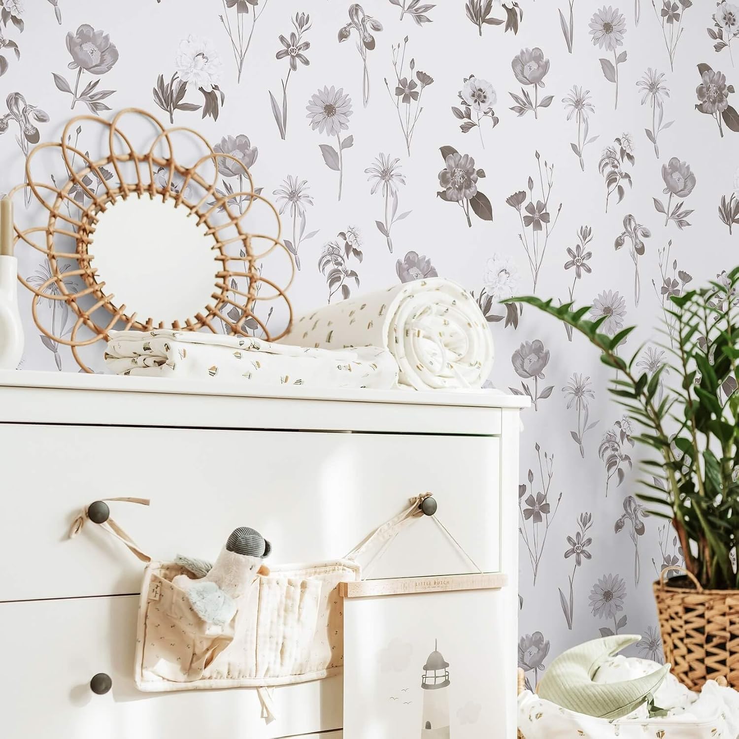Ismoon Floral Peel and Stick Wallpaper Boho Wallpaper White/Grey Contact Paper Removable Stick on Wall Paper Self Adhesive Vinyl Wallpaper for Bedroom Cabinet Shelf Renter Friendly 17.3x78.7in