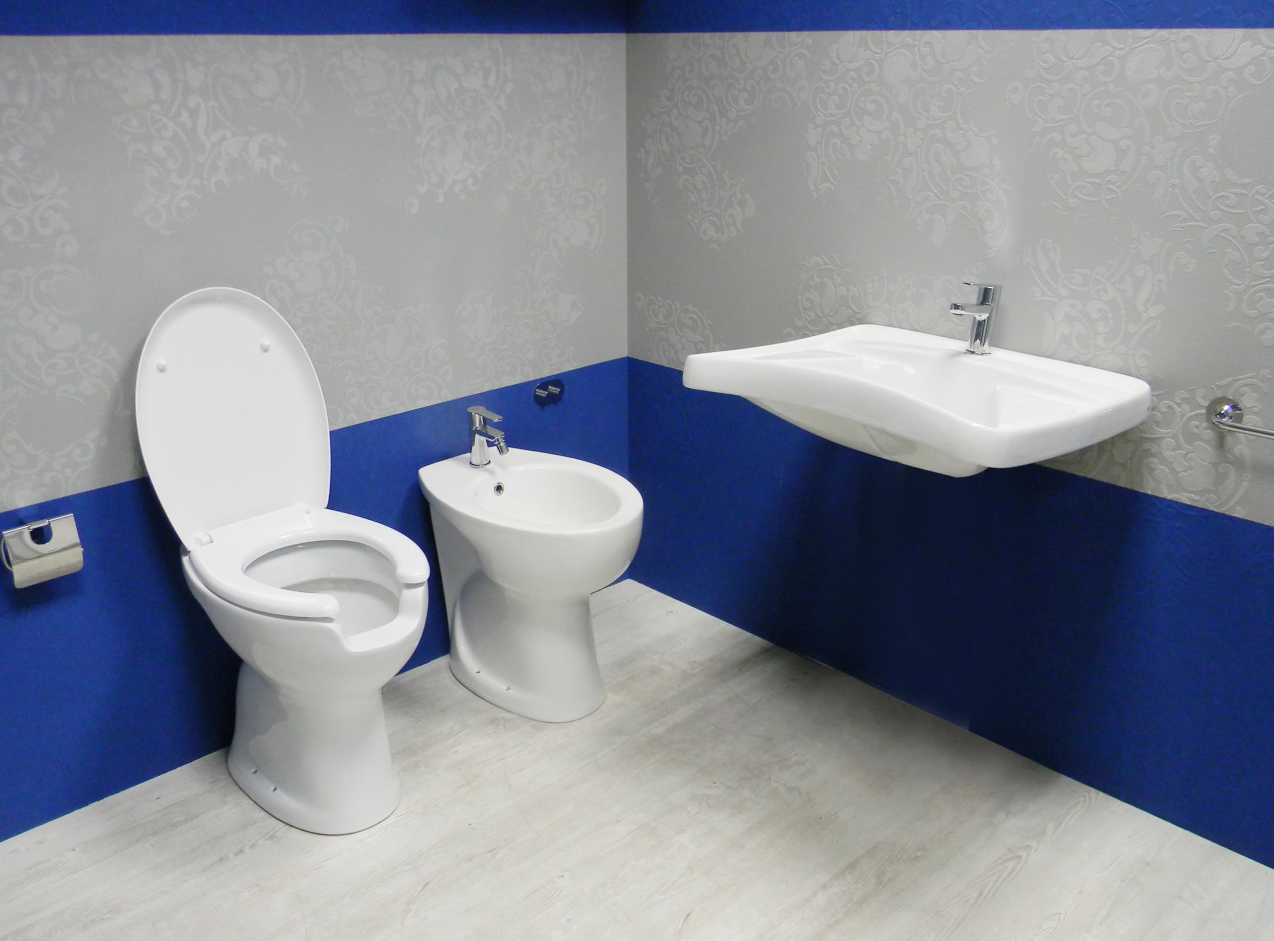 Kit de baño para discapacitados con lavabo, bidé e inodoro de cerámica con asiento incluido