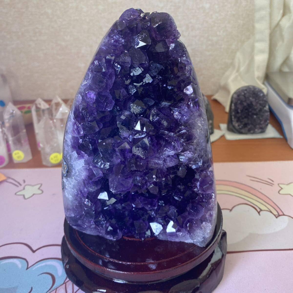 Amazon.co.jp: 極上ウルグアイ産A A A超巨大アメジストクラスター原石