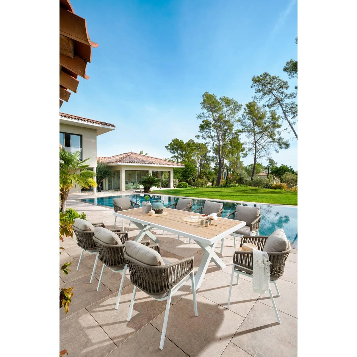 Hespéride - Lot de 2 Fauteuils de Jardin Oriengo Taupe et Blanc Anti-Rouille Tissu Déperlant Coussins Déhoussables Mobilier pour Terrasse Balcon