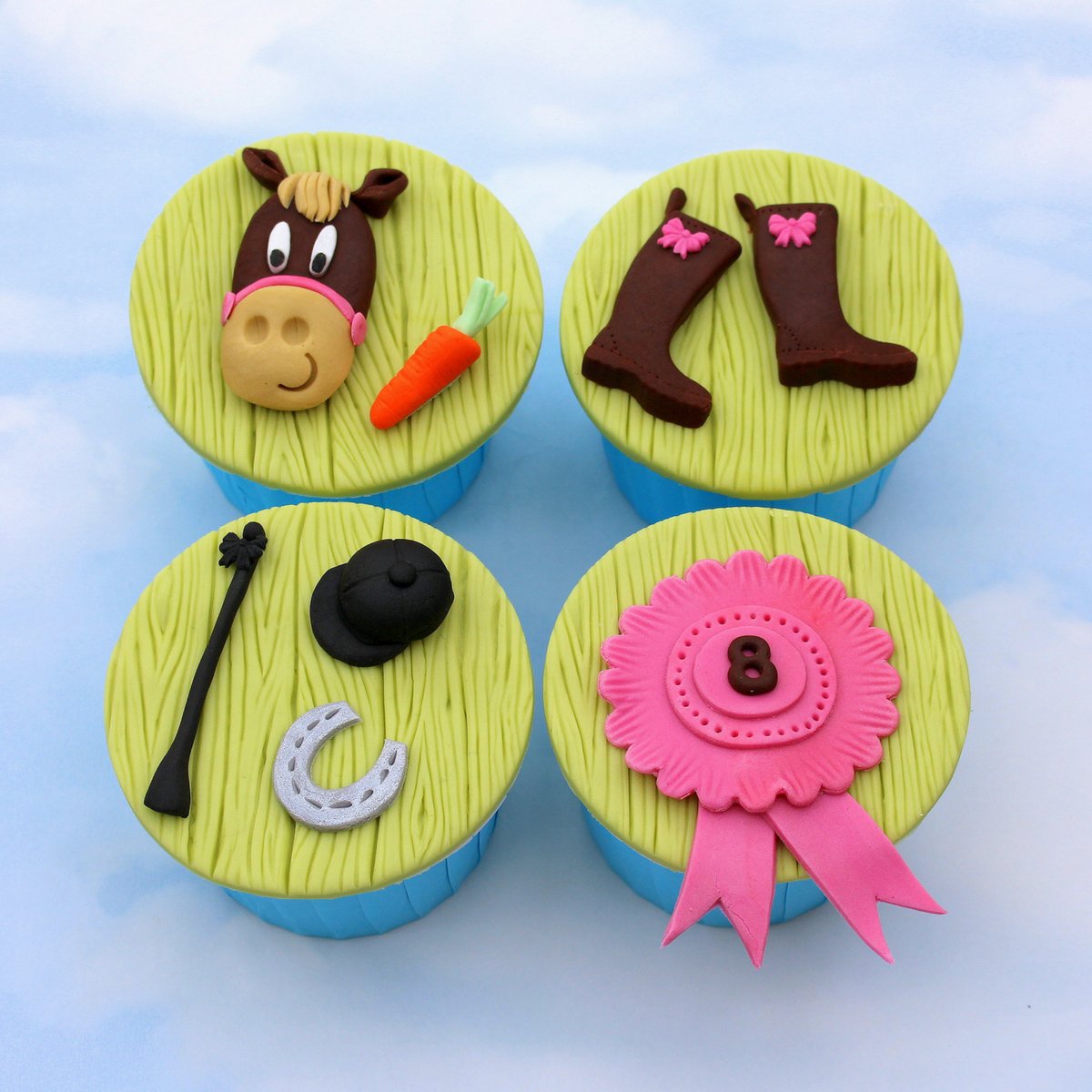 Molde De Silicona Para Modelar Perrito Y Accesorios - Cotillón Martín