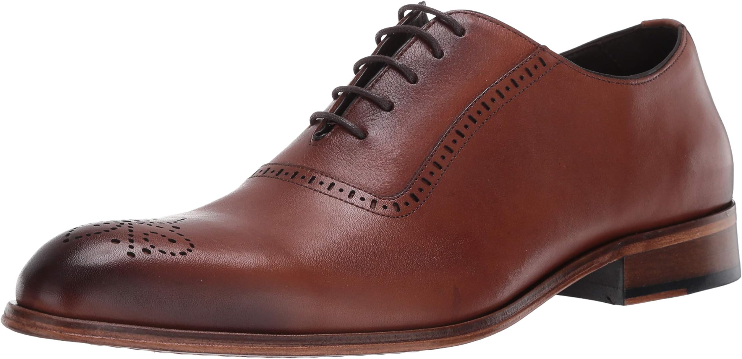 MARC JOSEPH NEW YORKGenuine Leather Gold Collection Dress Oxford With Medallion Detail mens Oxford