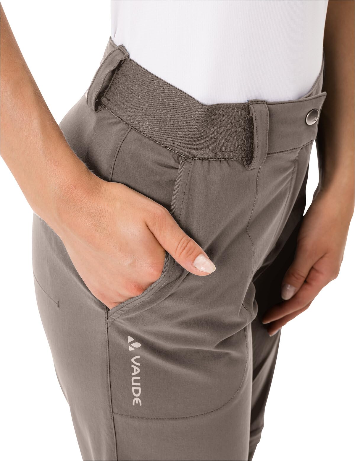VAUDE Wanderhose Damen Farley Stretch Zip-Off Hose II, Wasserabweisende Zip-Off Trekkinghose, Bequeme Stretch-Wanderhose – strapazierfähig & schnelltrocknend